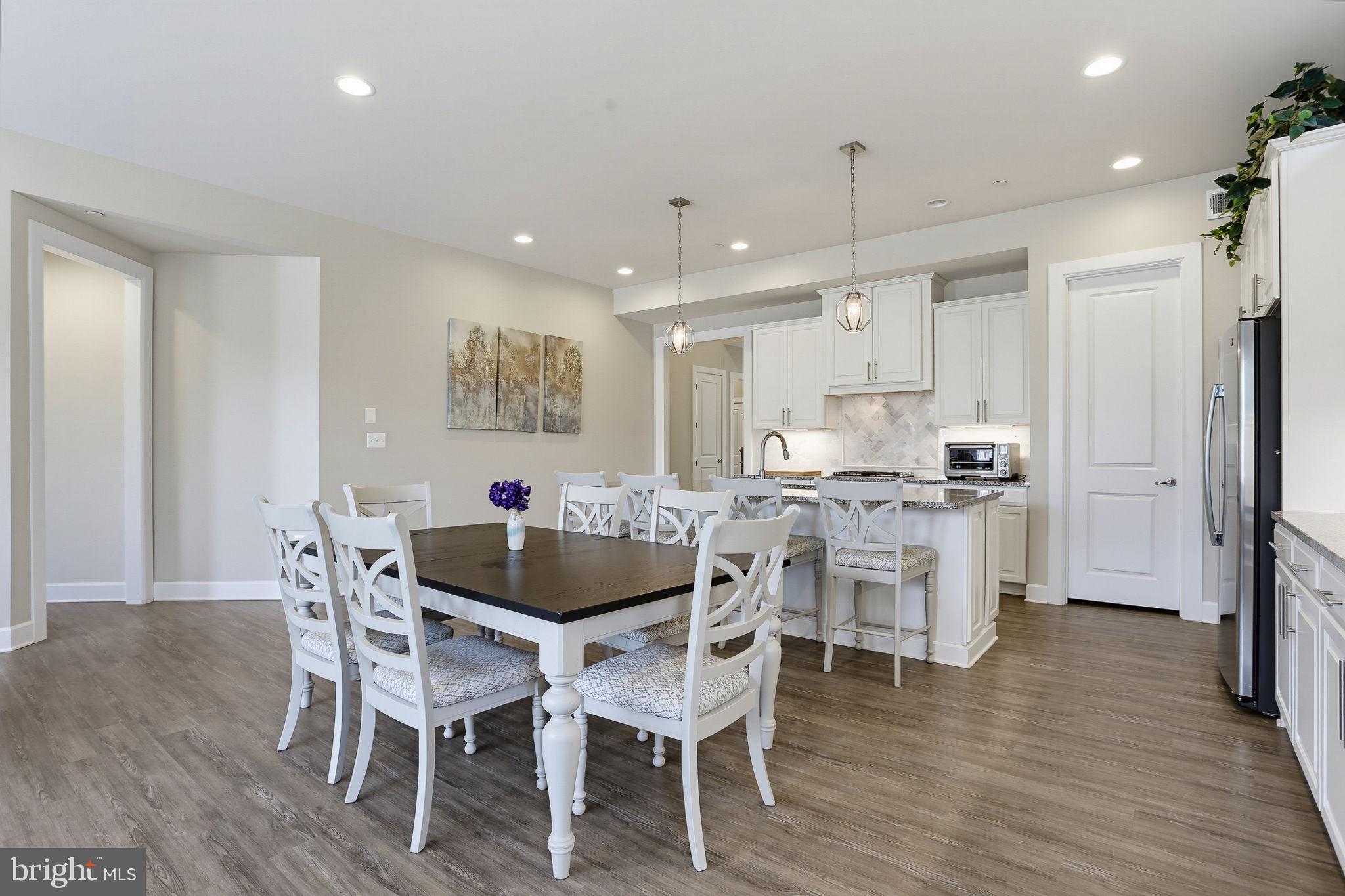 TWO RIVERS - Residential