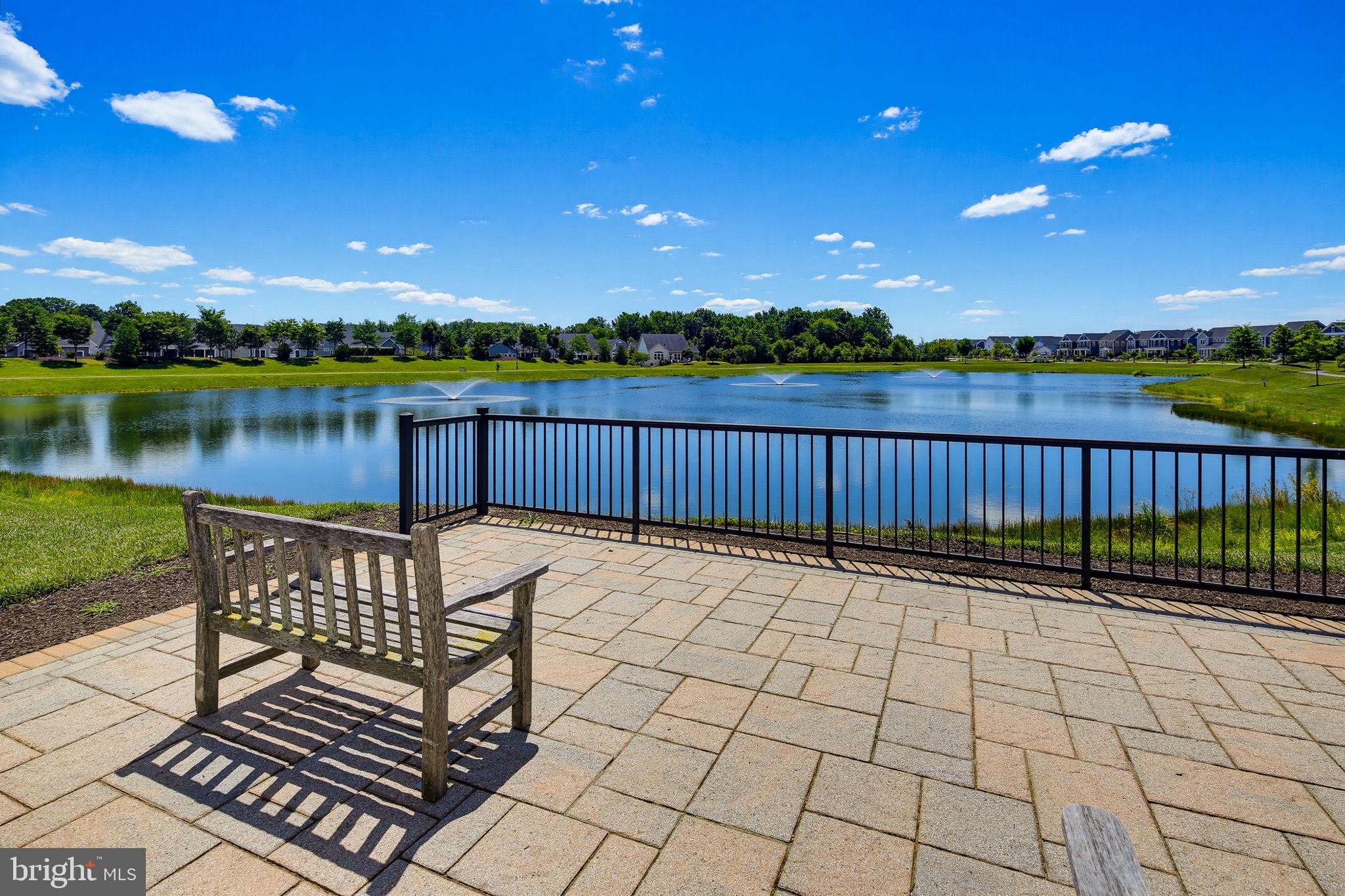 TWO RIVERS - Residential