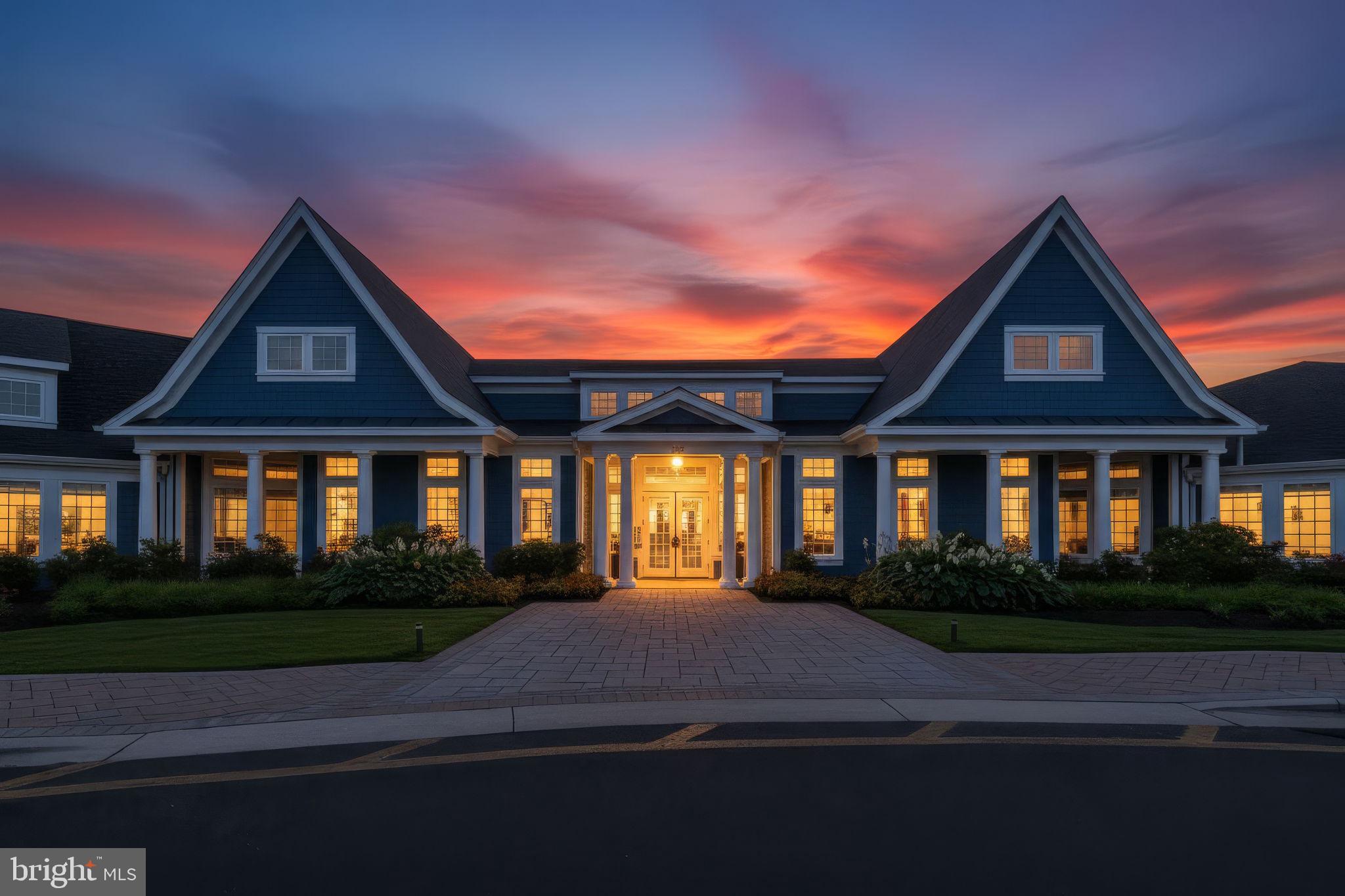 TWO RIVERS - Residential