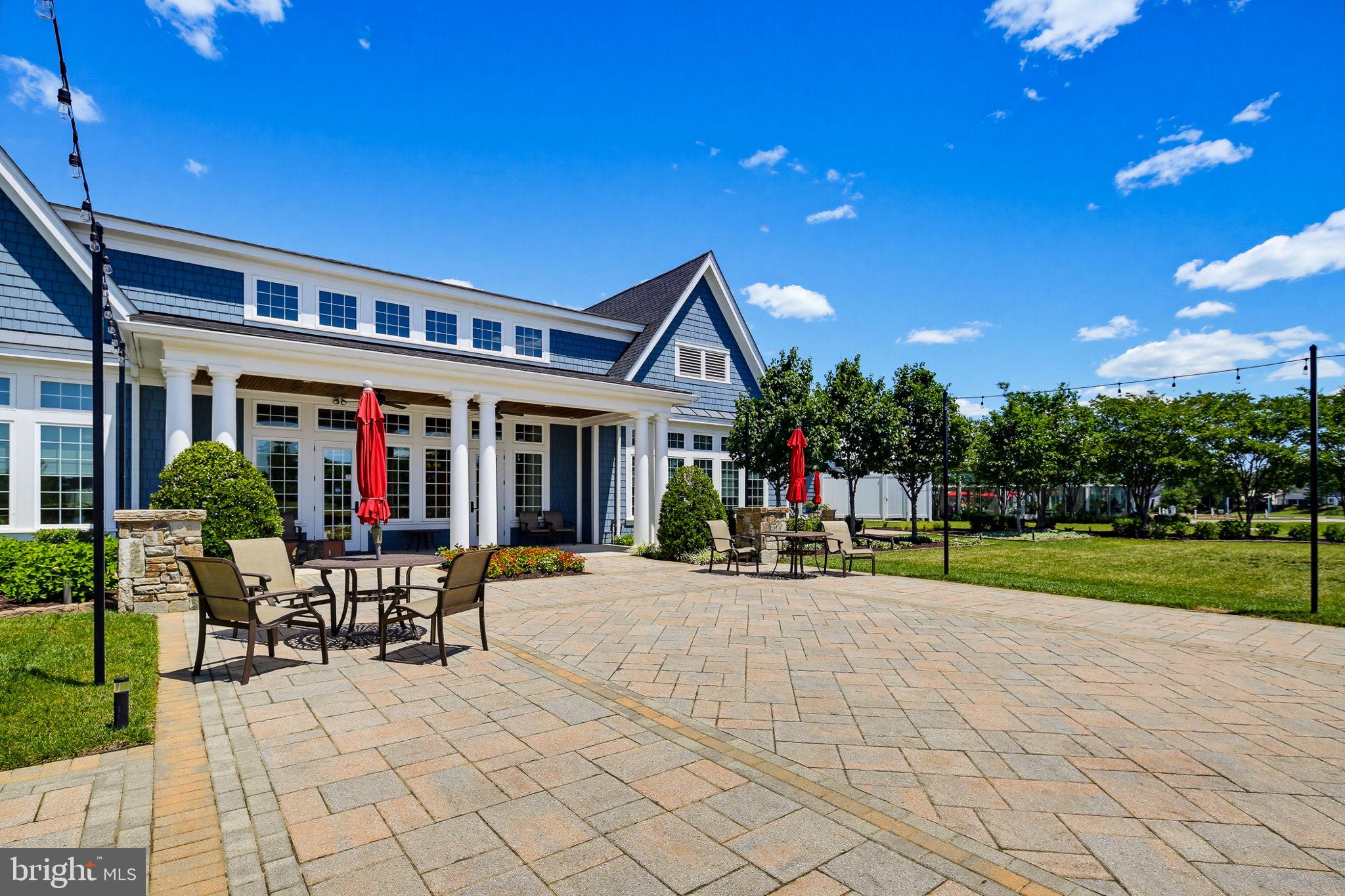 TWO RIVERS - Residential