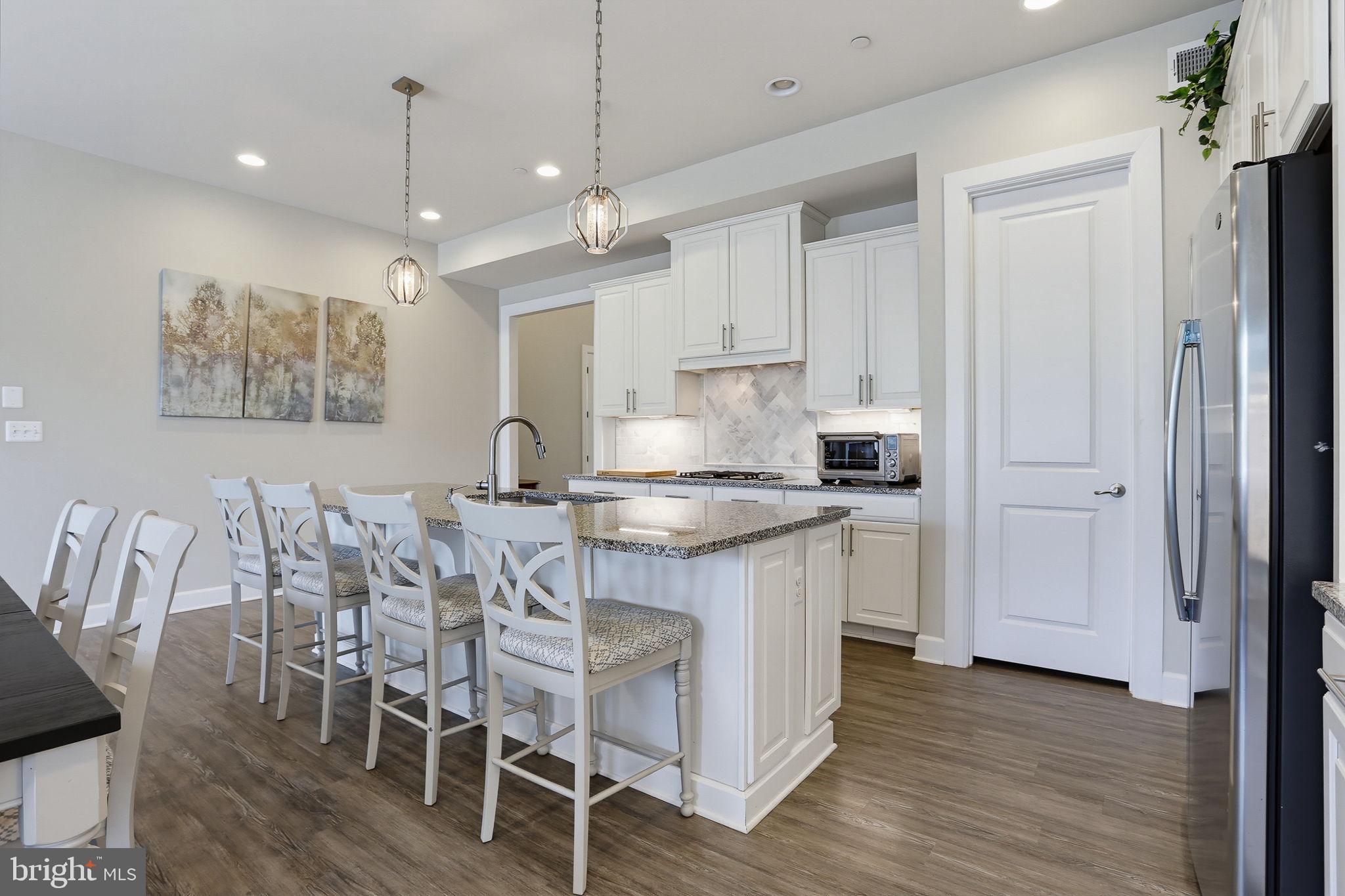 TWO RIVERS - Residential