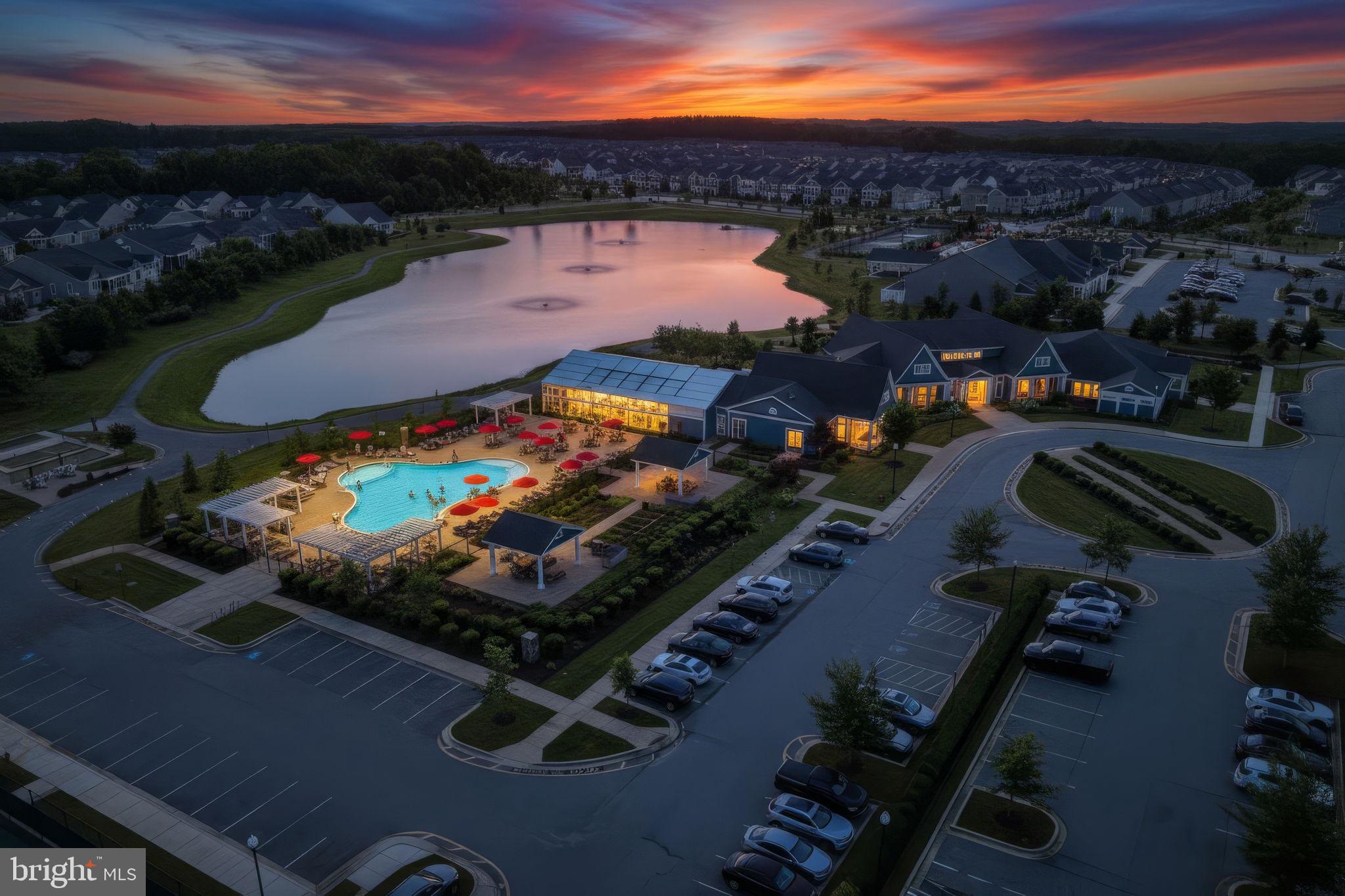 TWO RIVERS - Residential