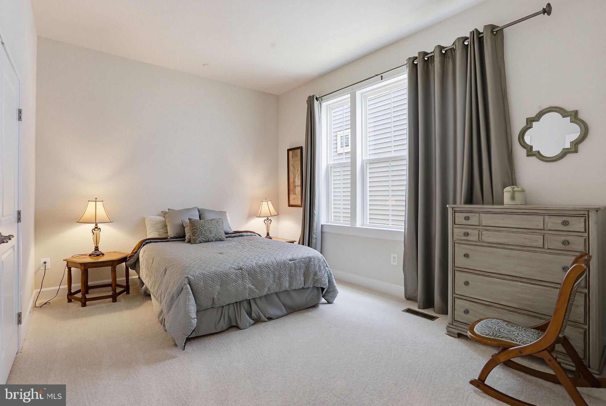 TWO RIVERS - Residential