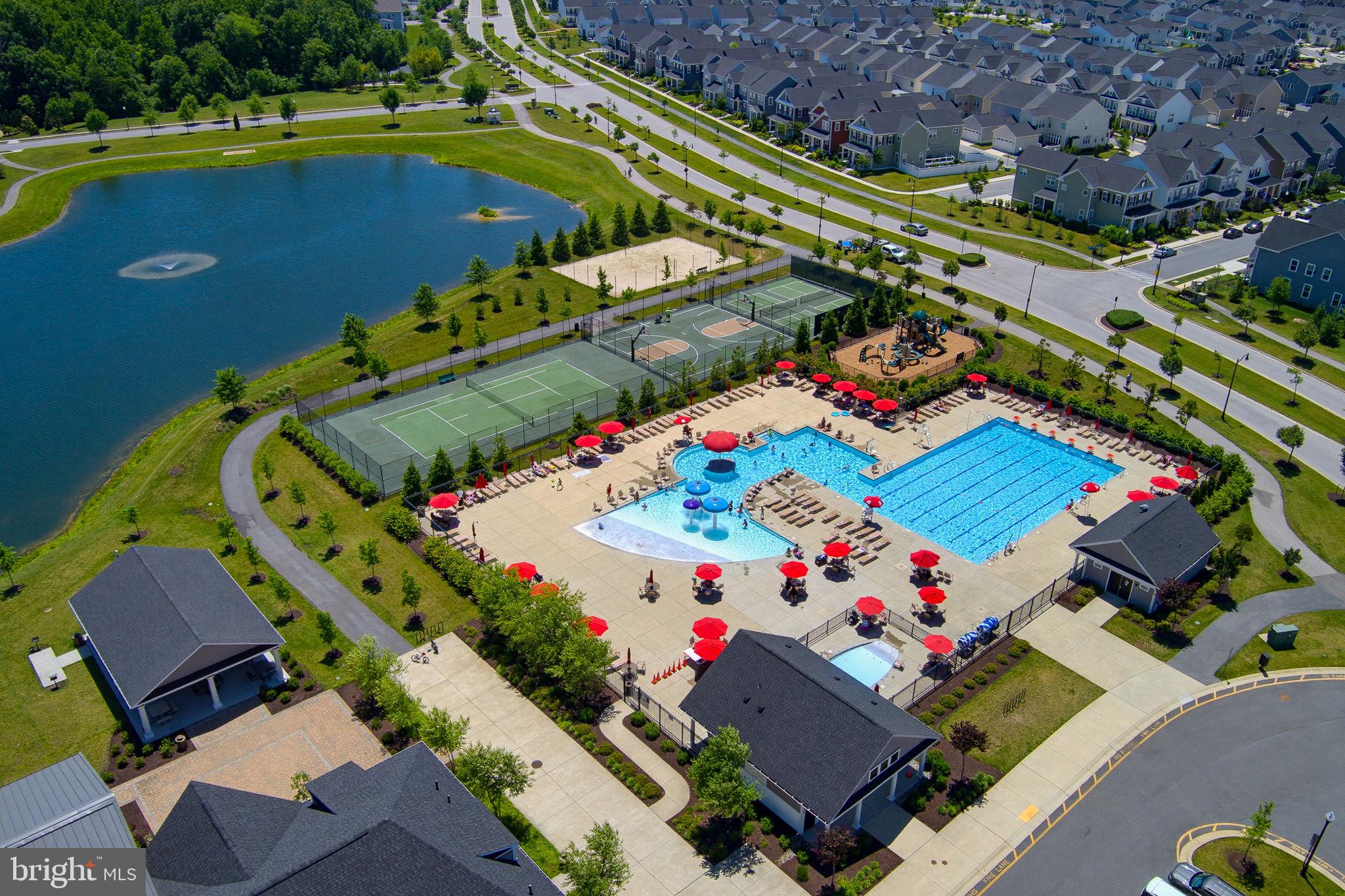 TWO RIVERS - Residential