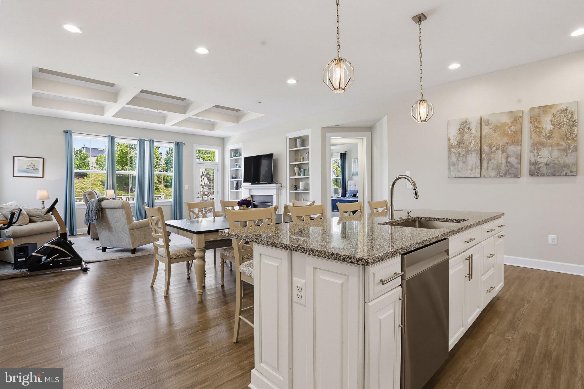 TWO RIVERS - Residential