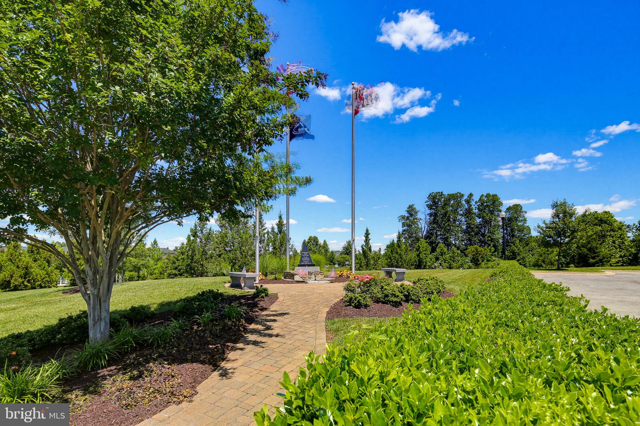 TWO RIVERS - Residential