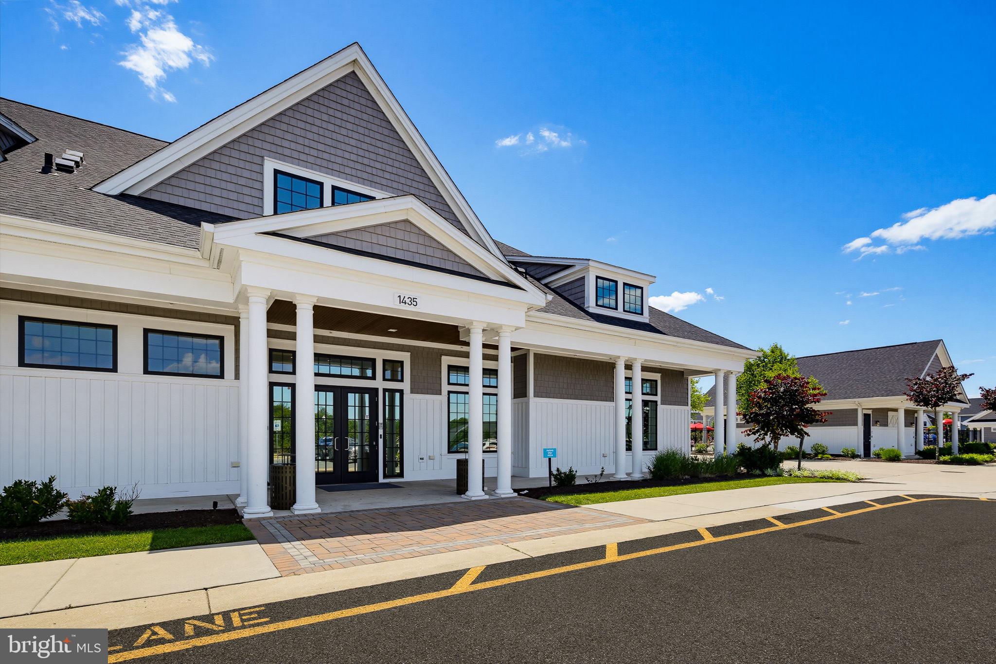 TWO RIVERS - Residential