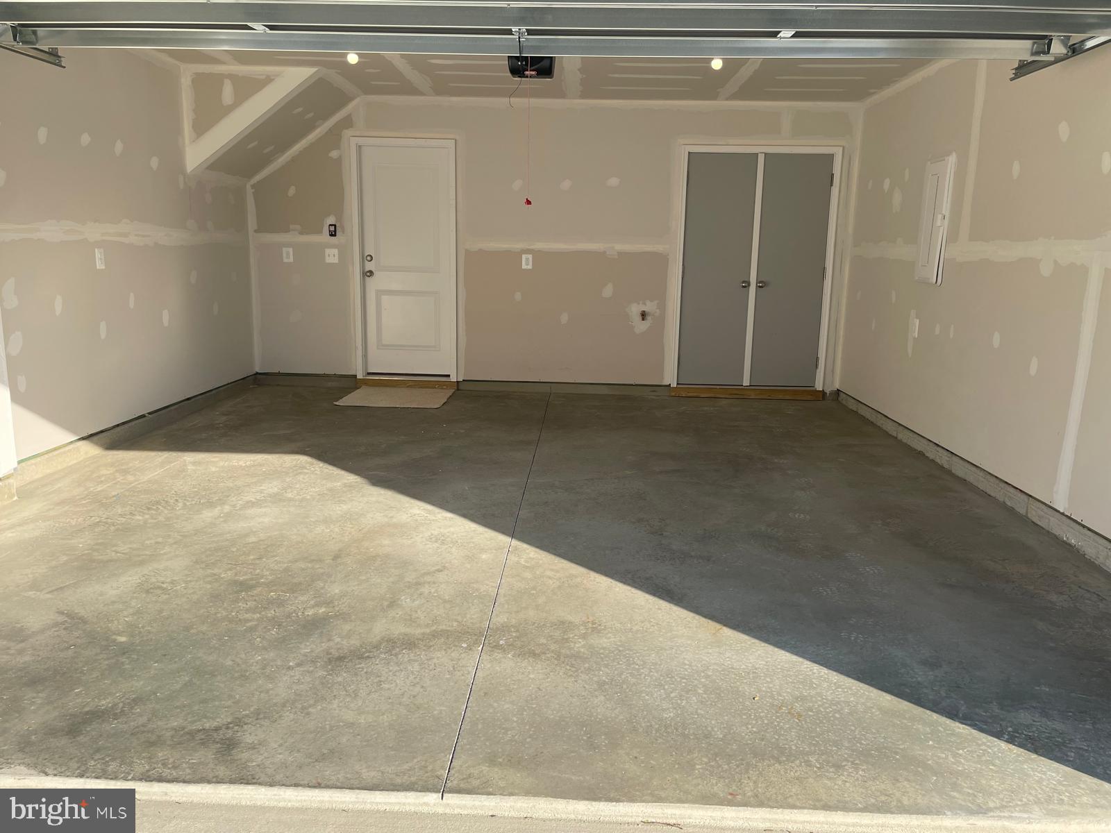 KESWICK - Residential Lease