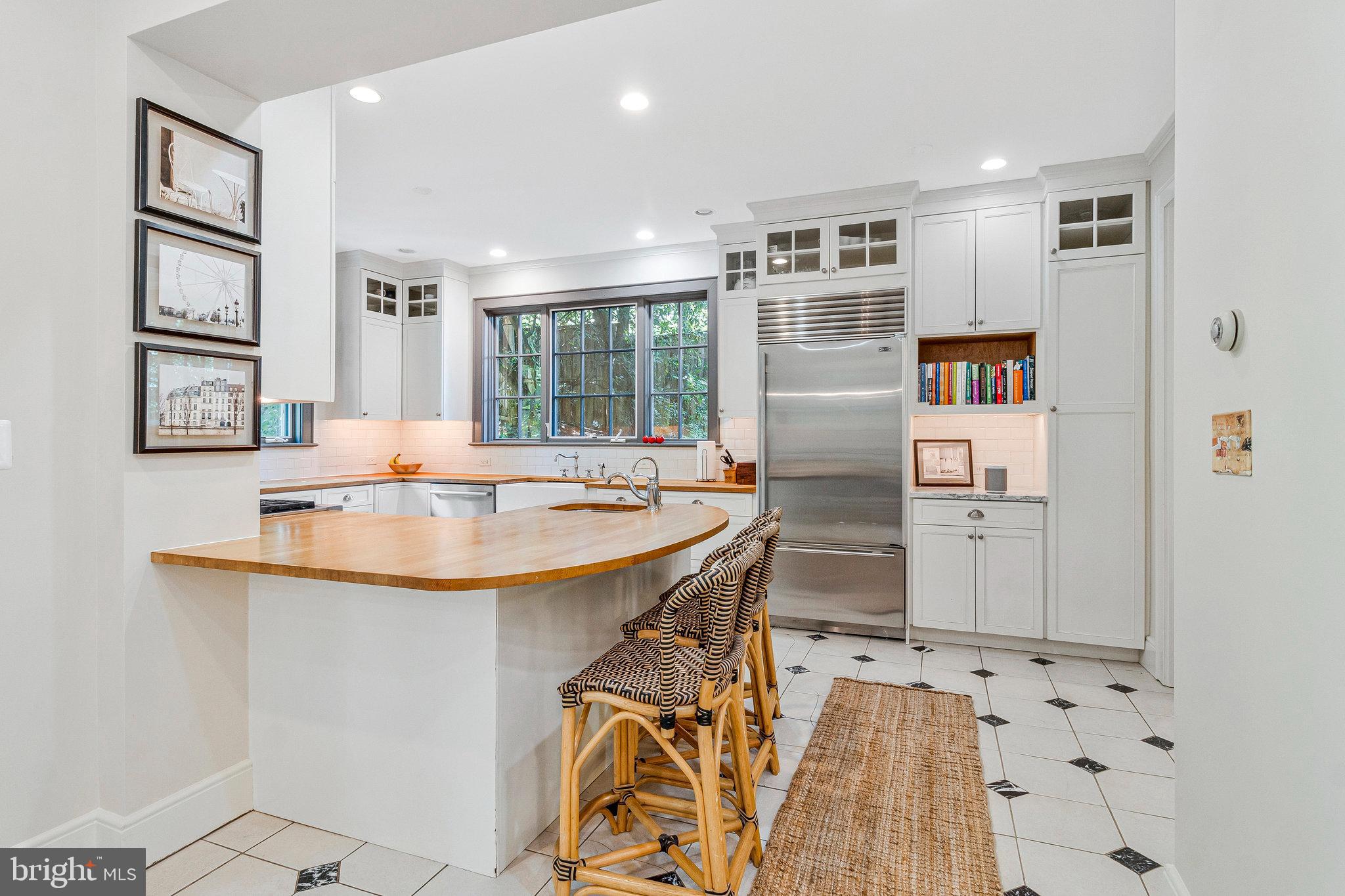 ROSEMONT - Residential