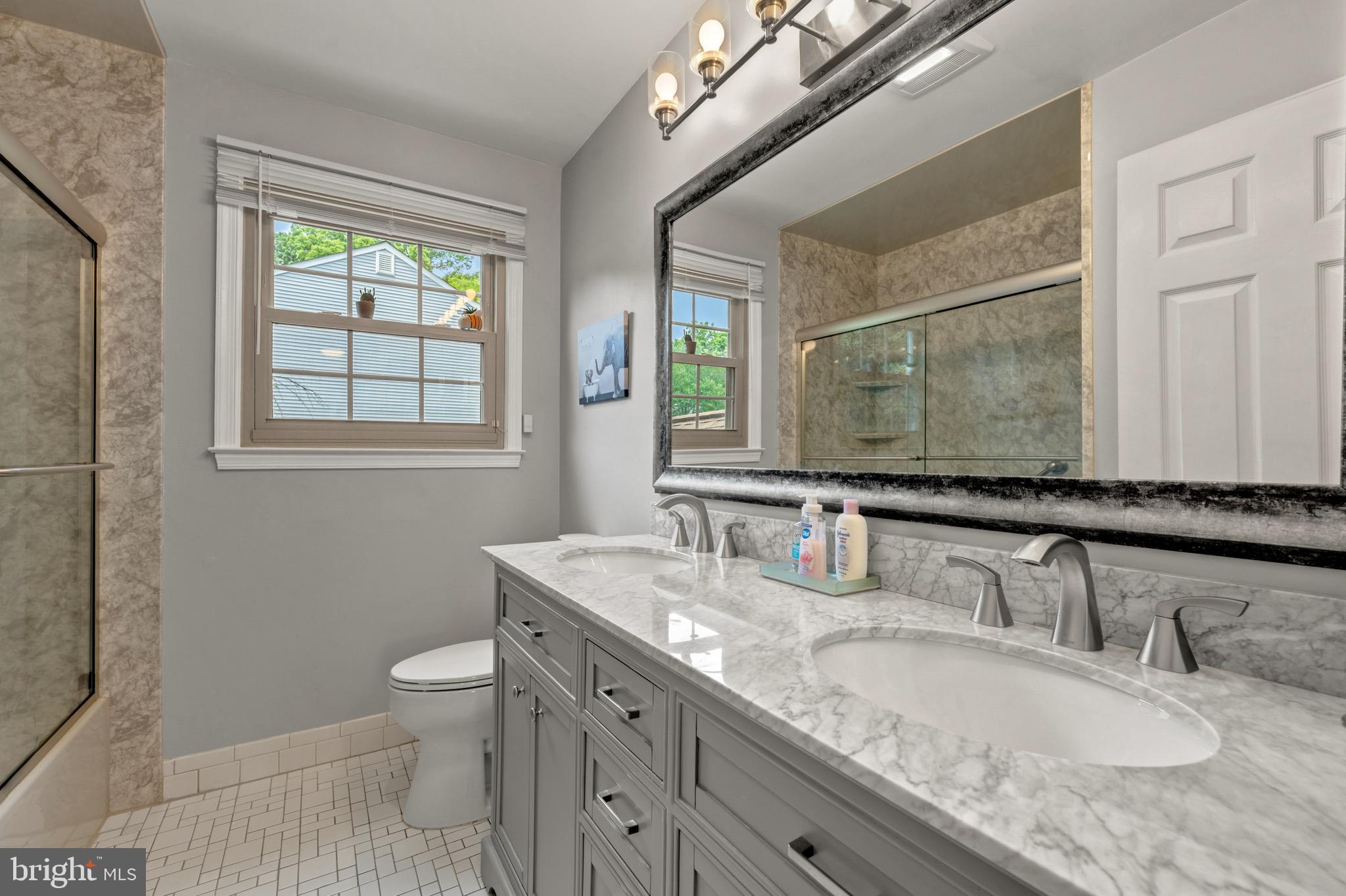 MEDFORD LEAS - Residential