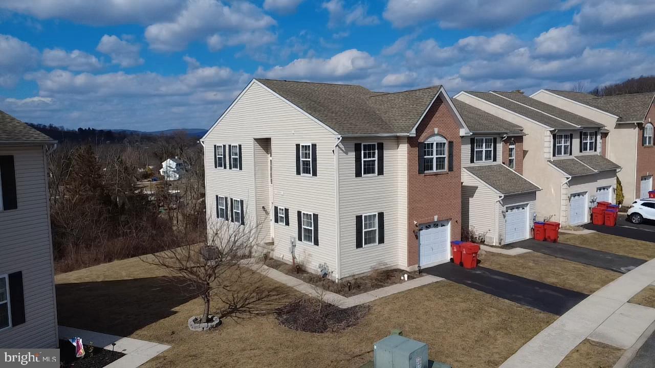 CODDINGTON VIEW - Residential
