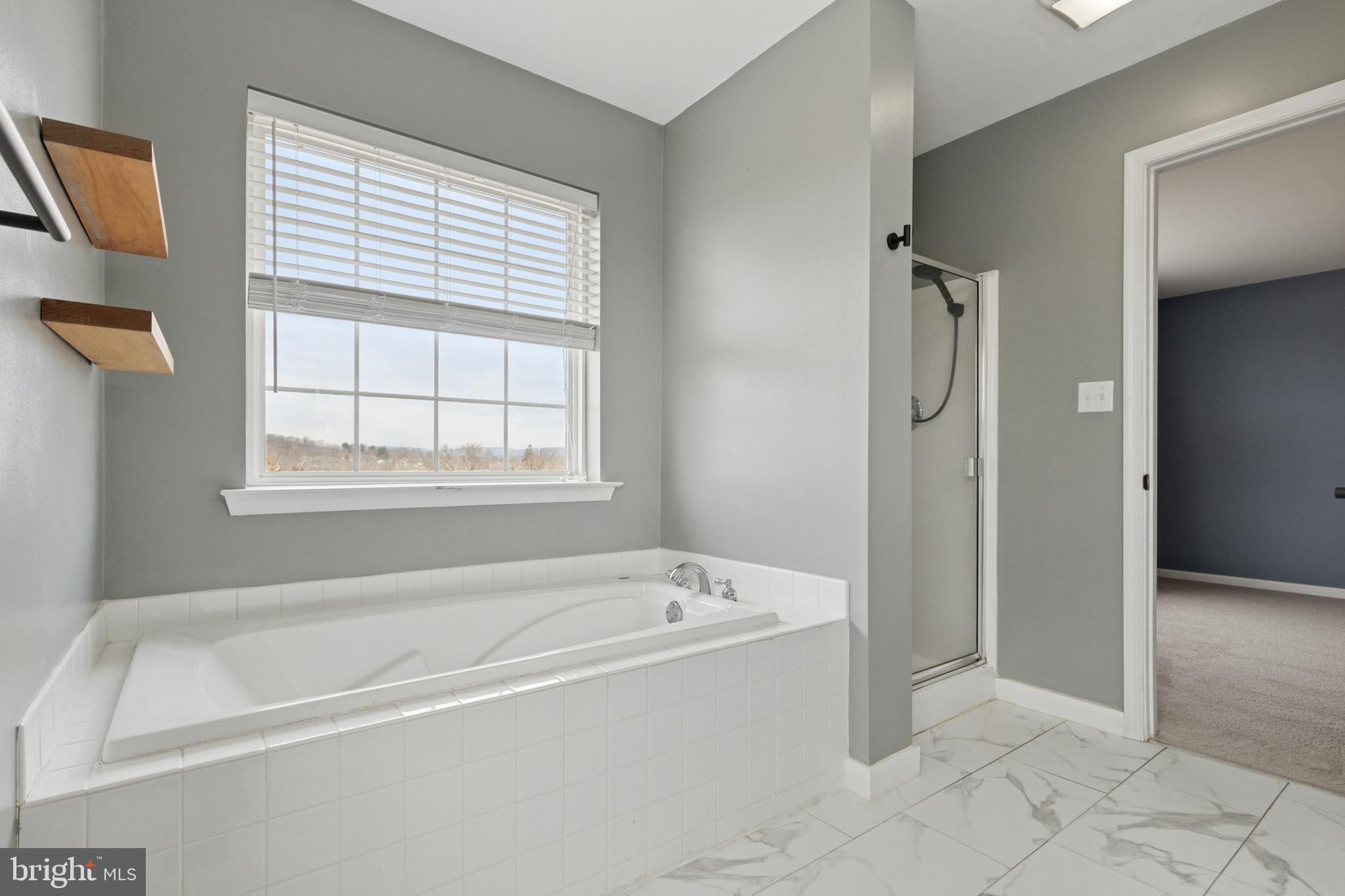 CODDINGTON VIEW - Residential