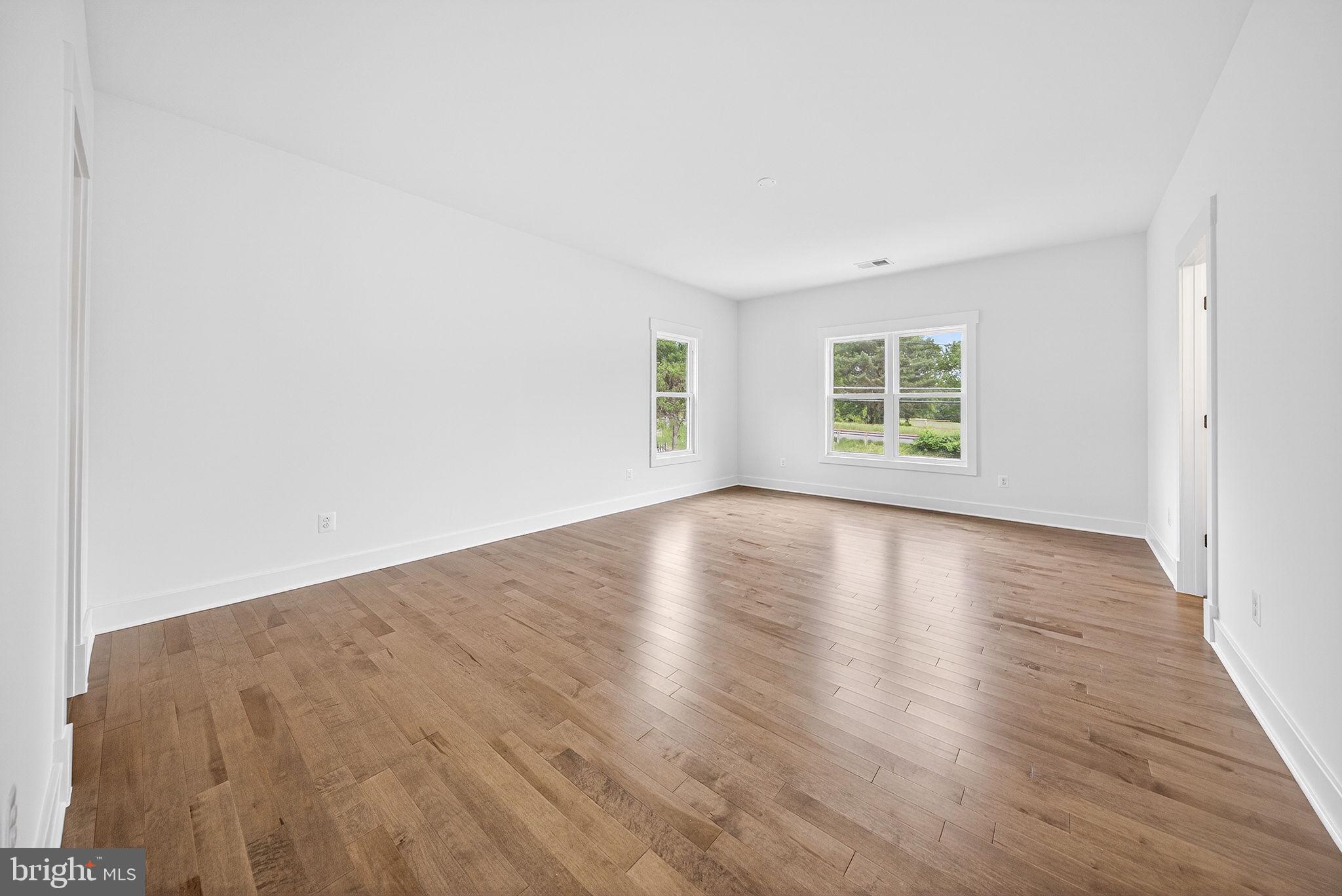 OVERLOOK KNOLLS - Residential