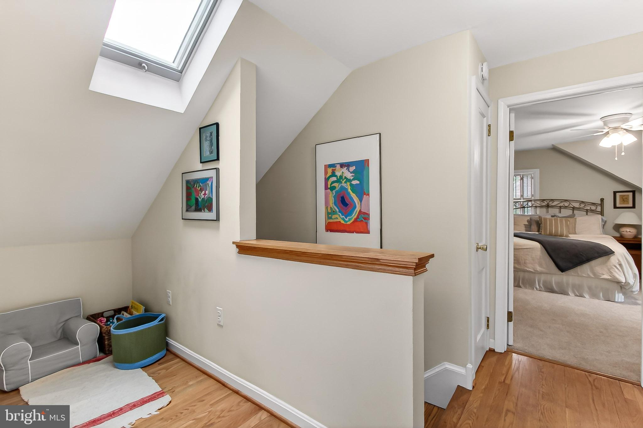 SLADES BROYHILL PARK - Residential
