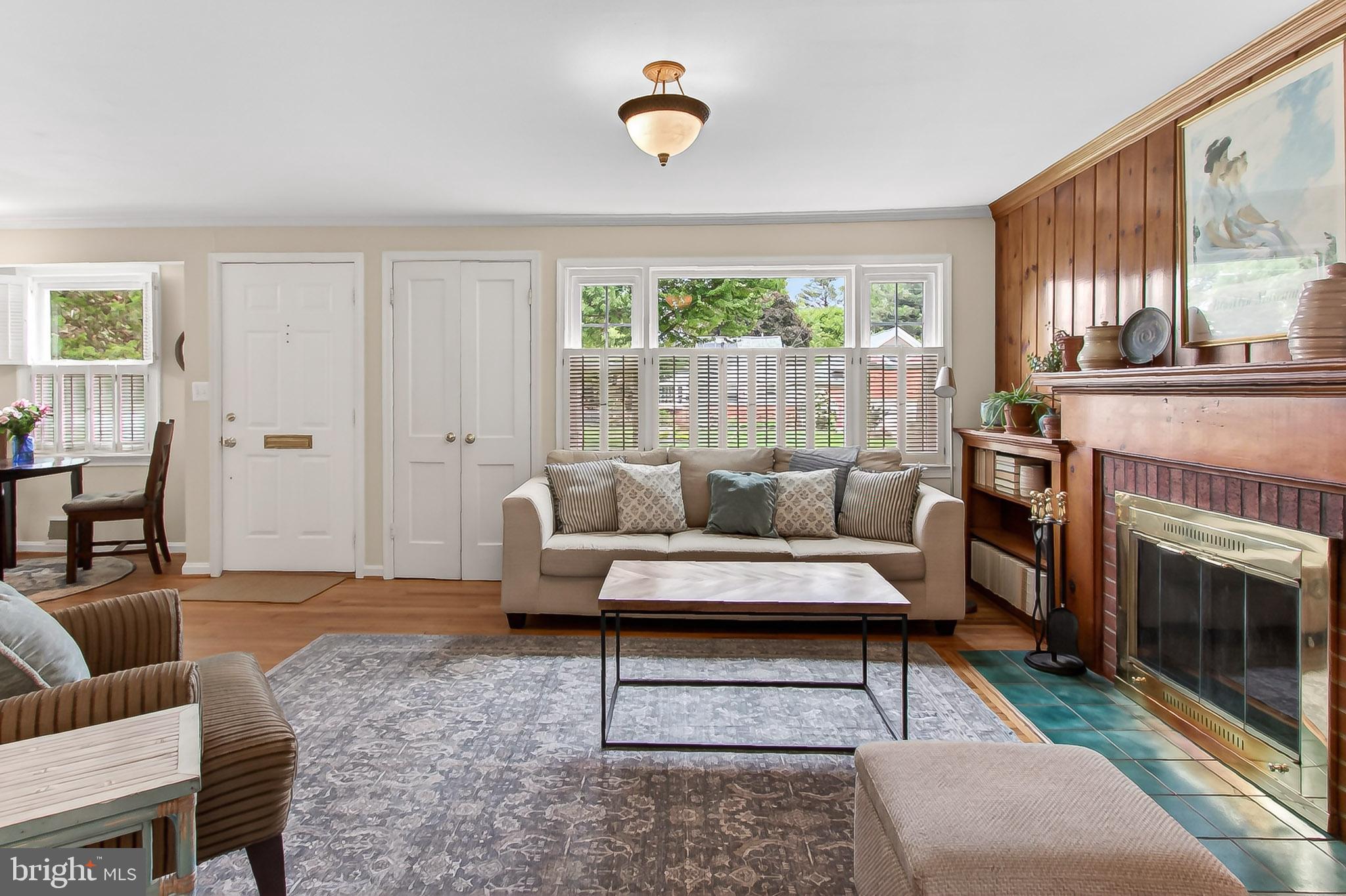 SLADES BROYHILL PARK - Residential
