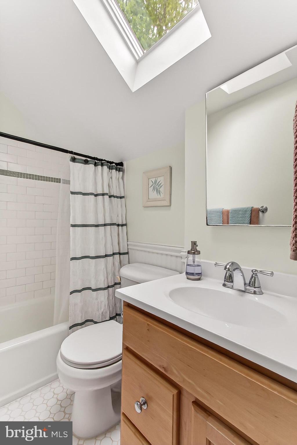 SLADES BROYHILL PARK - Residential
