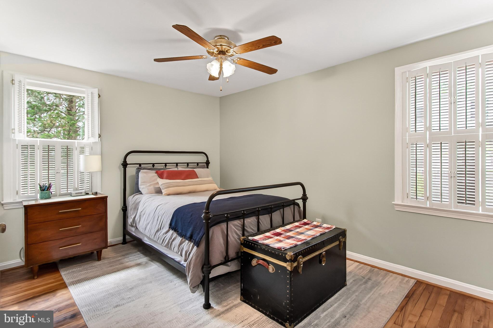 SLADES BROYHILL PARK - Residential