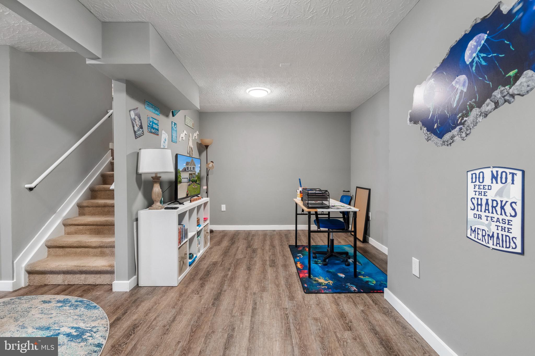 FORT HILL FARMS - Residential