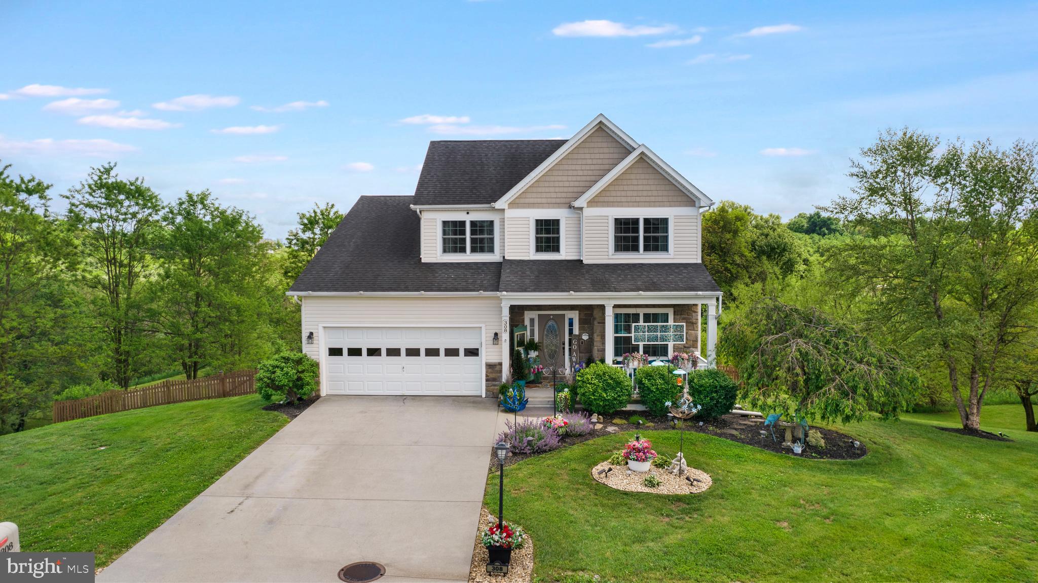 FORT HILL FARMS - Residential
