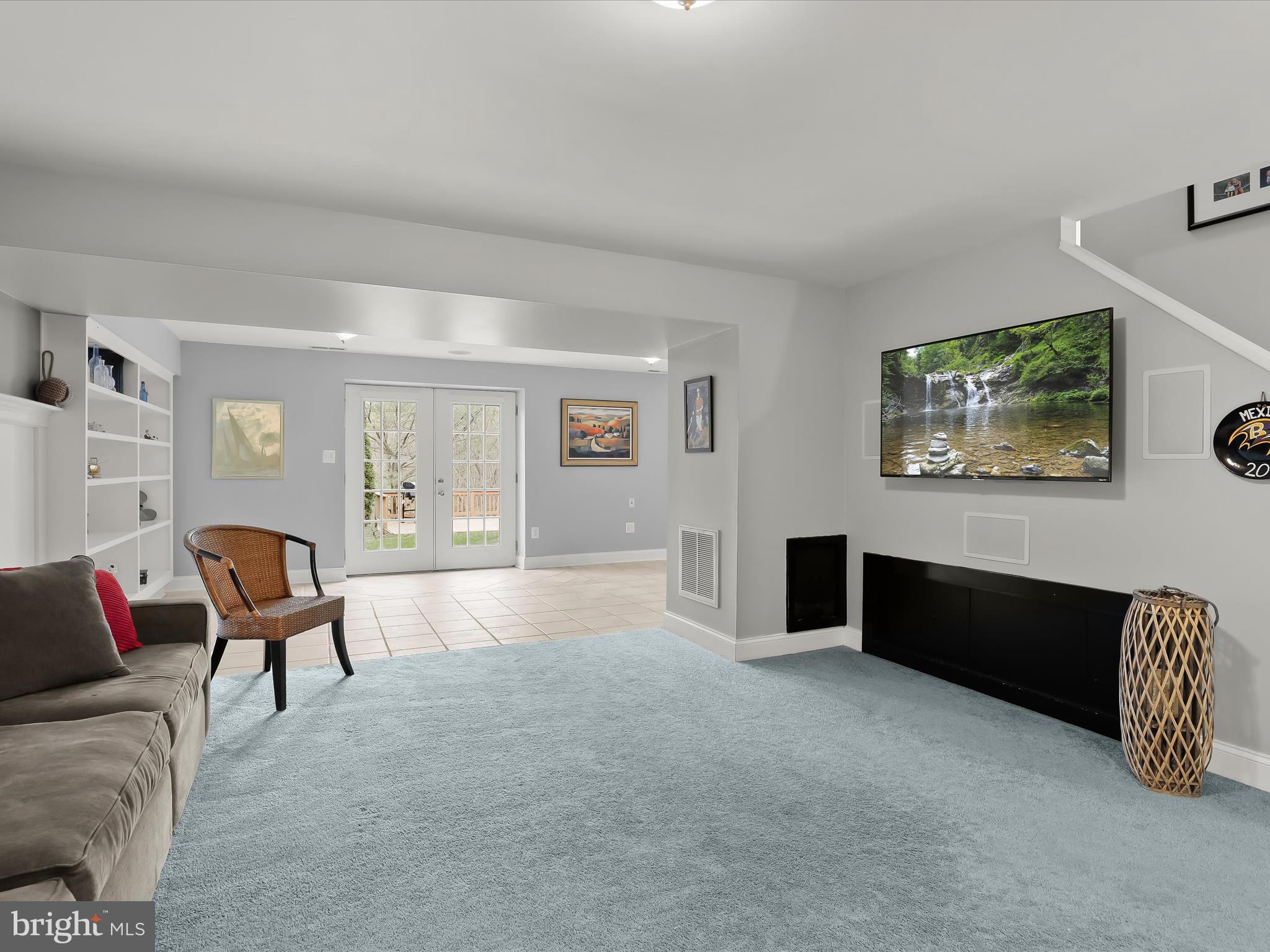 FOREST LAKES - Residential