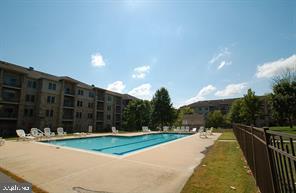 VILLAGE OF FOUNTAINVIEW - Residential