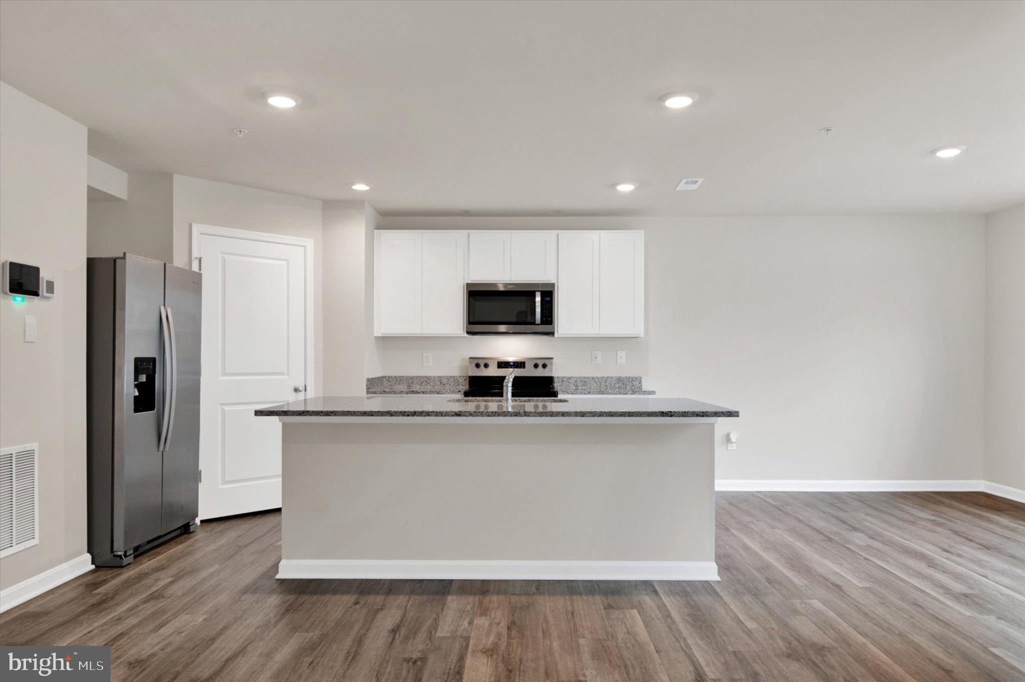 PINEGROVE - Residential Lease