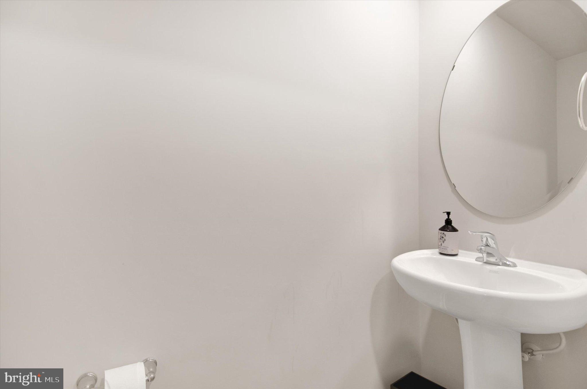 PINEGROVE - Residential Lease