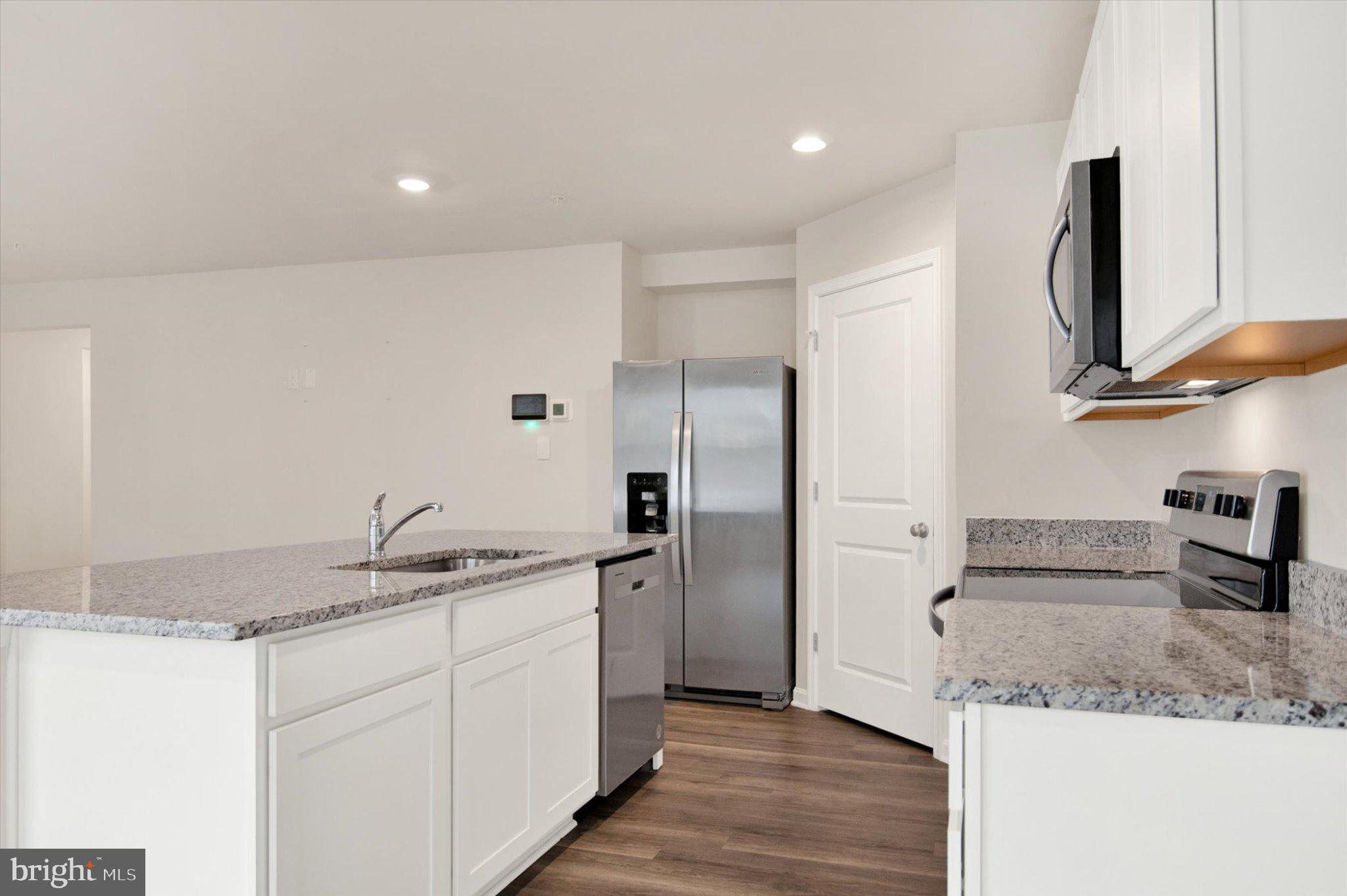 PINEGROVE - Residential Lease