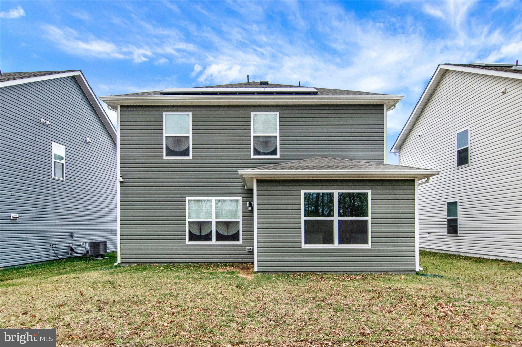 PINEGROVE - Residential Lease