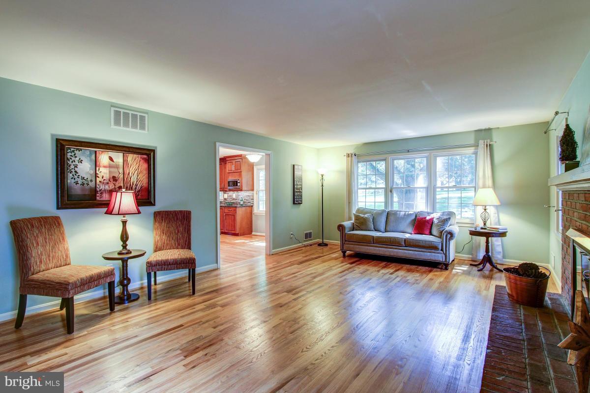 ANCIENT OAK - Residential