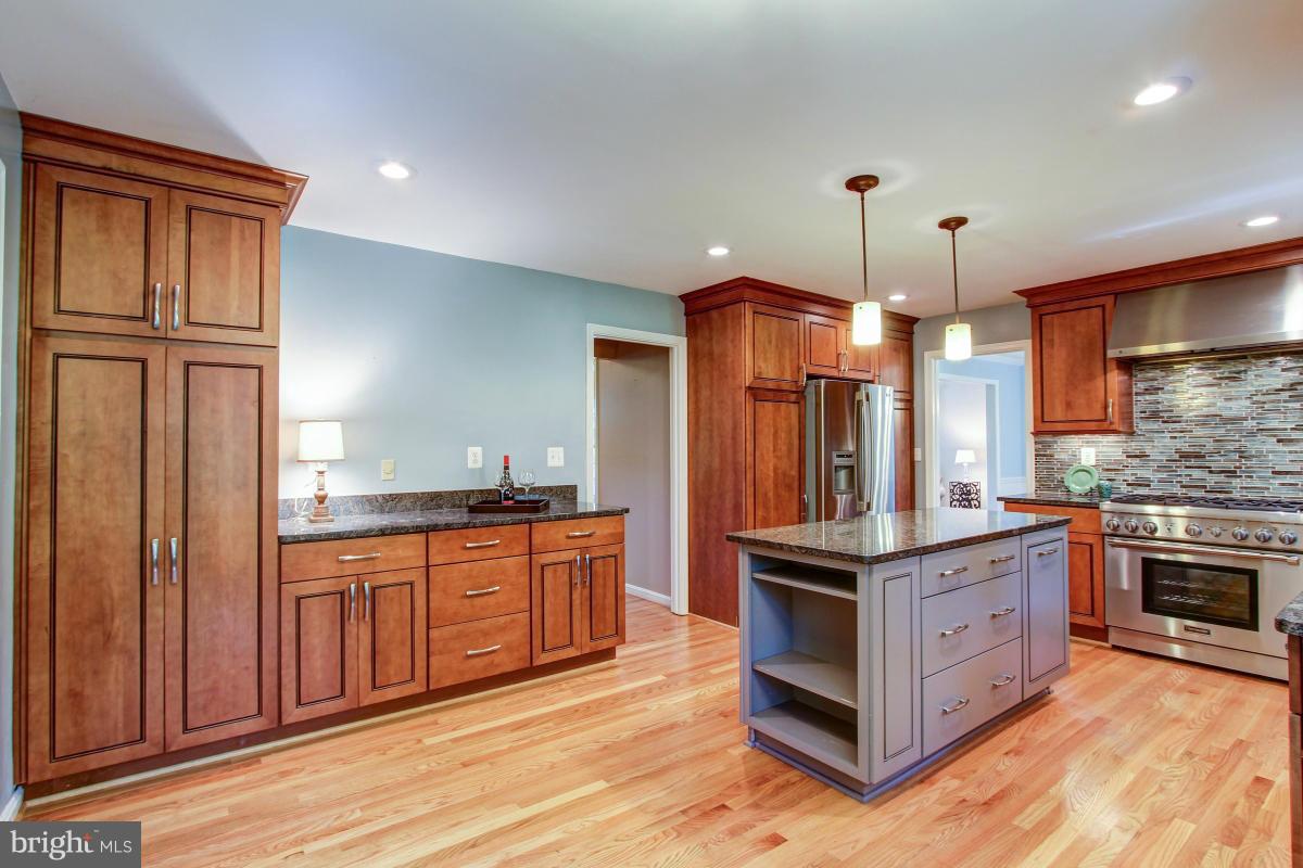ANCIENT OAK - Residential