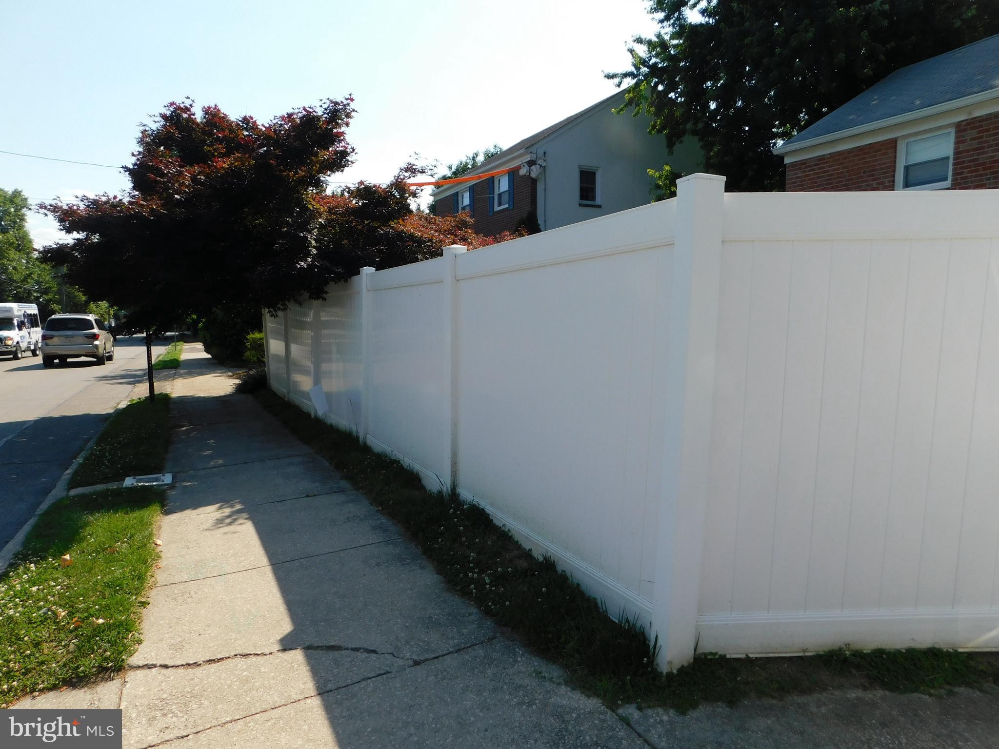 CHESTNUT HILL - Residential