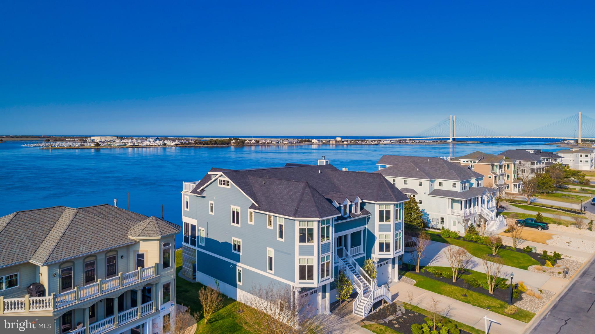 SOUTH SHORE MARINA - Residential
