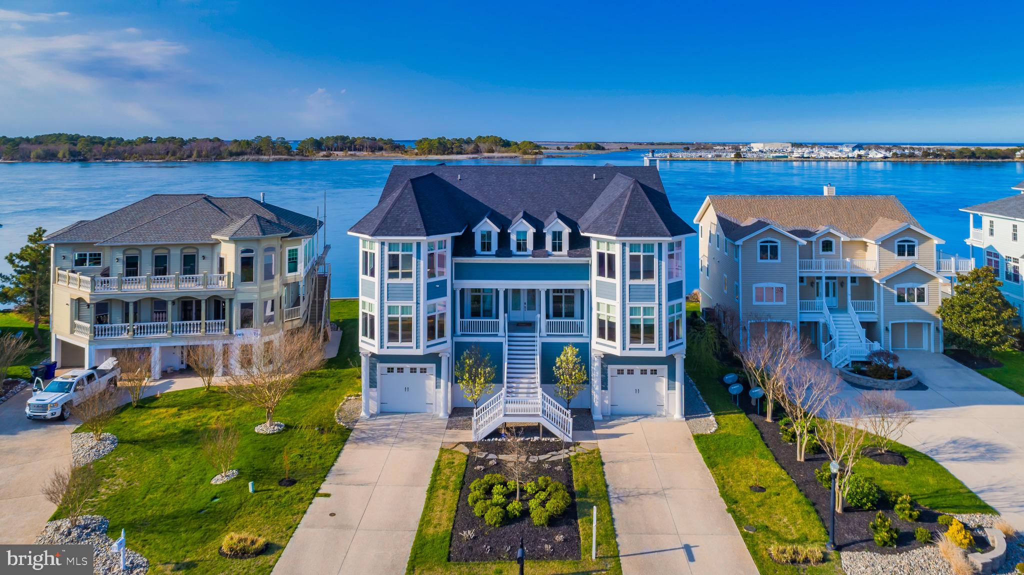 SOUTH SHORE MARINA - Residential