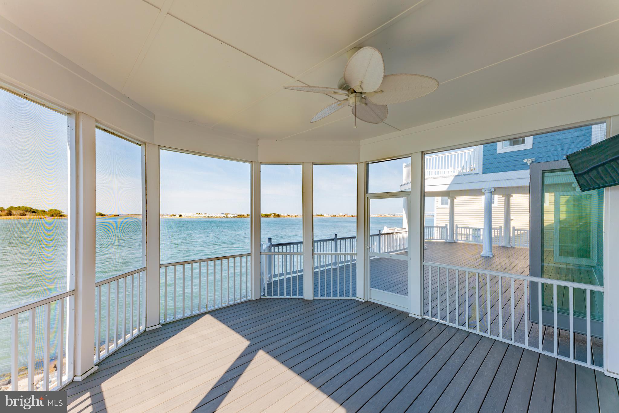SOUTH SHORE MARINA - Residential