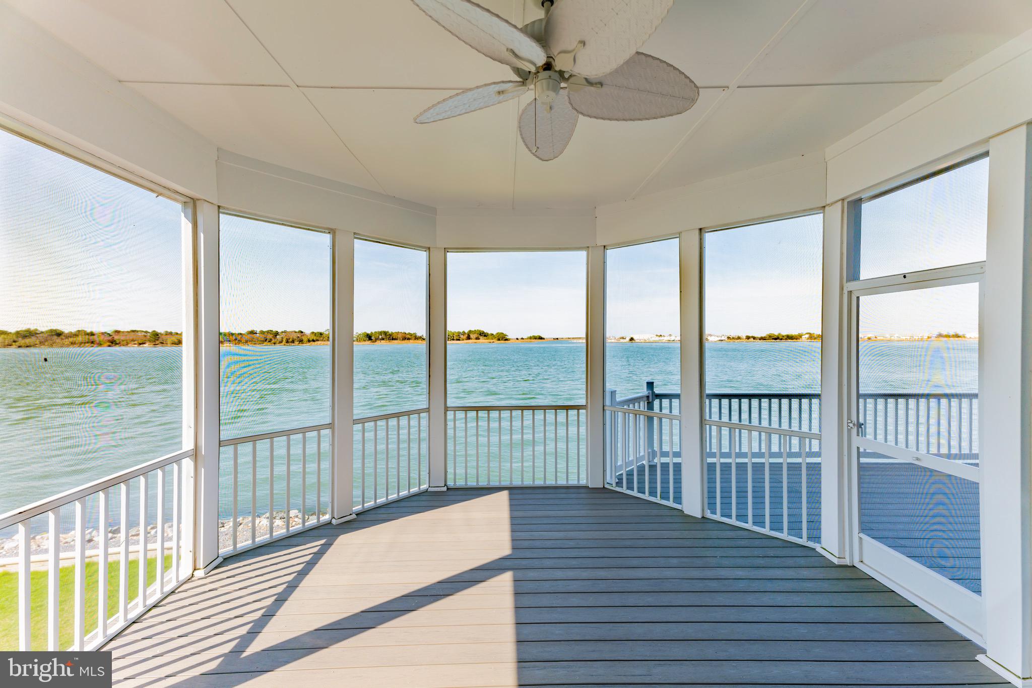 SOUTH SHORE MARINA - Residential