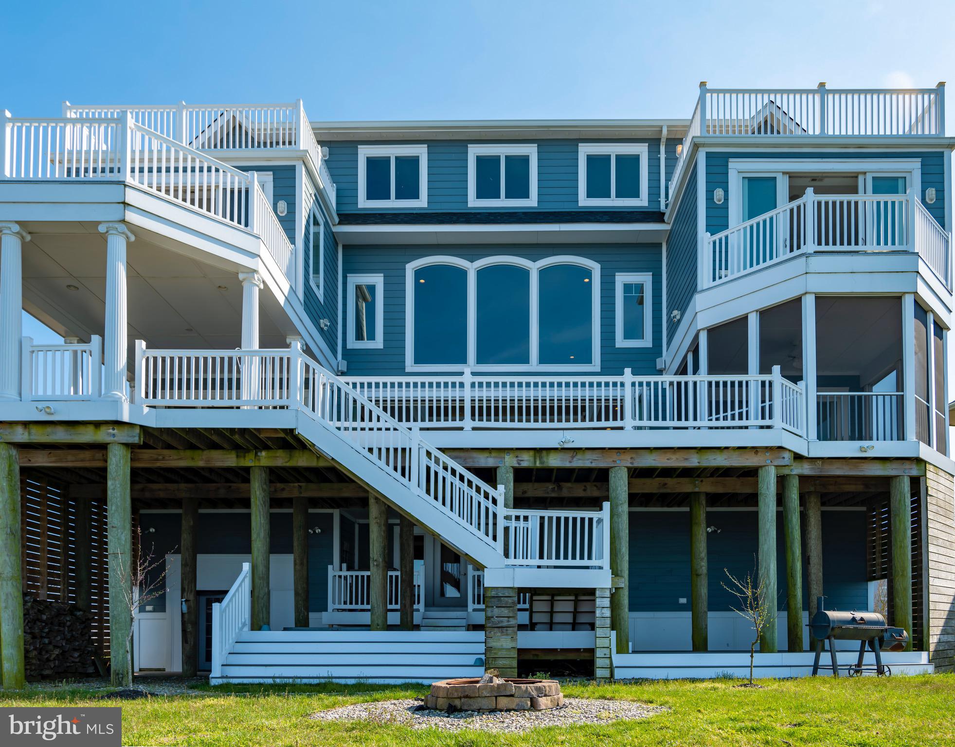 SOUTH SHORE MARINA - Residential