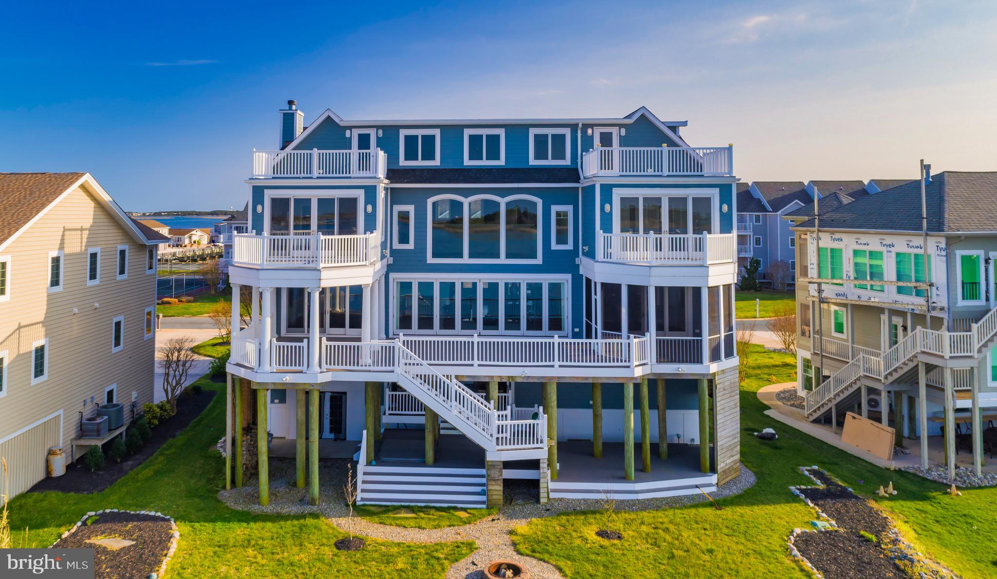 SOUTH SHORE MARINA - Residential