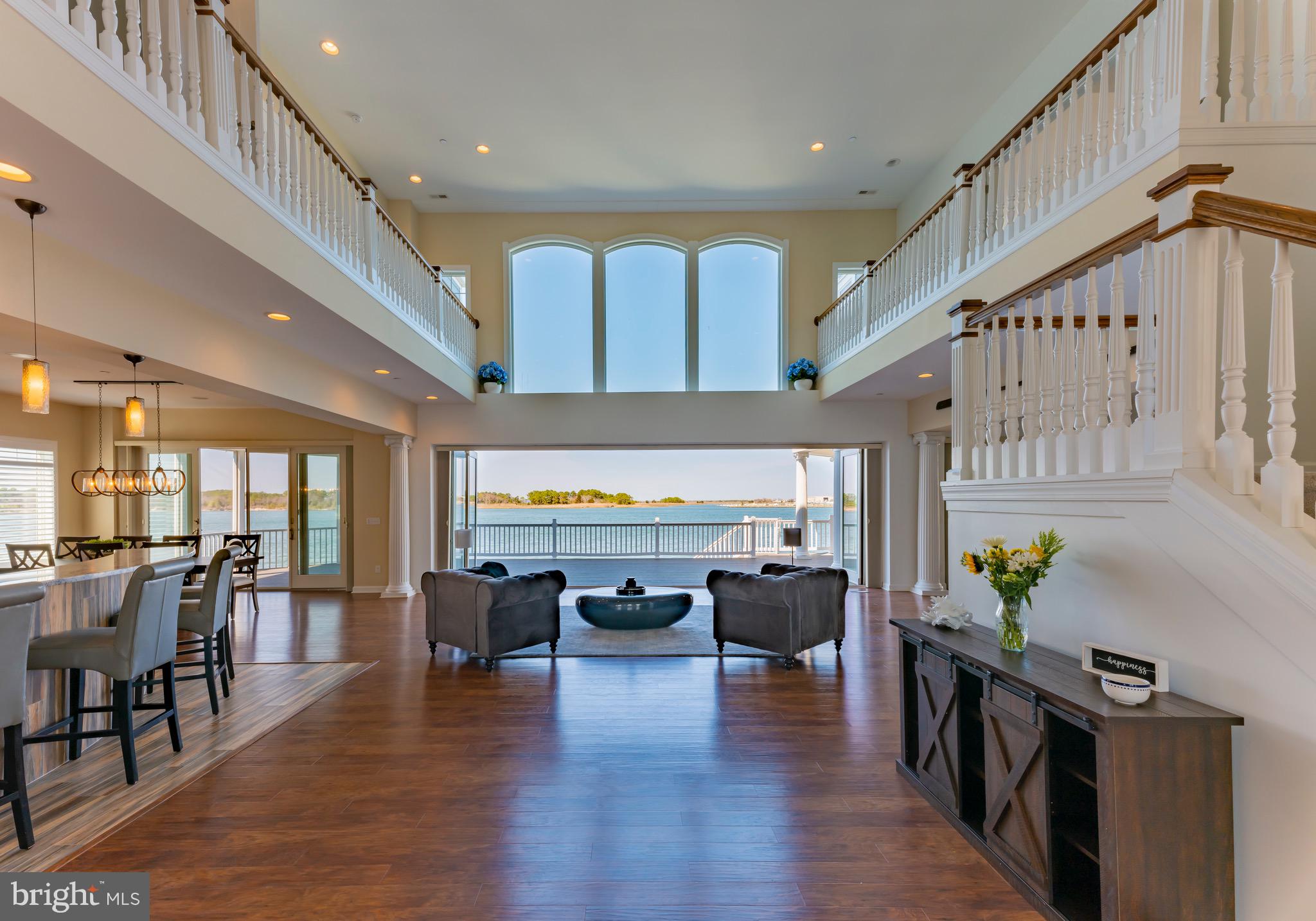 SOUTH SHORE MARINA - Residential
