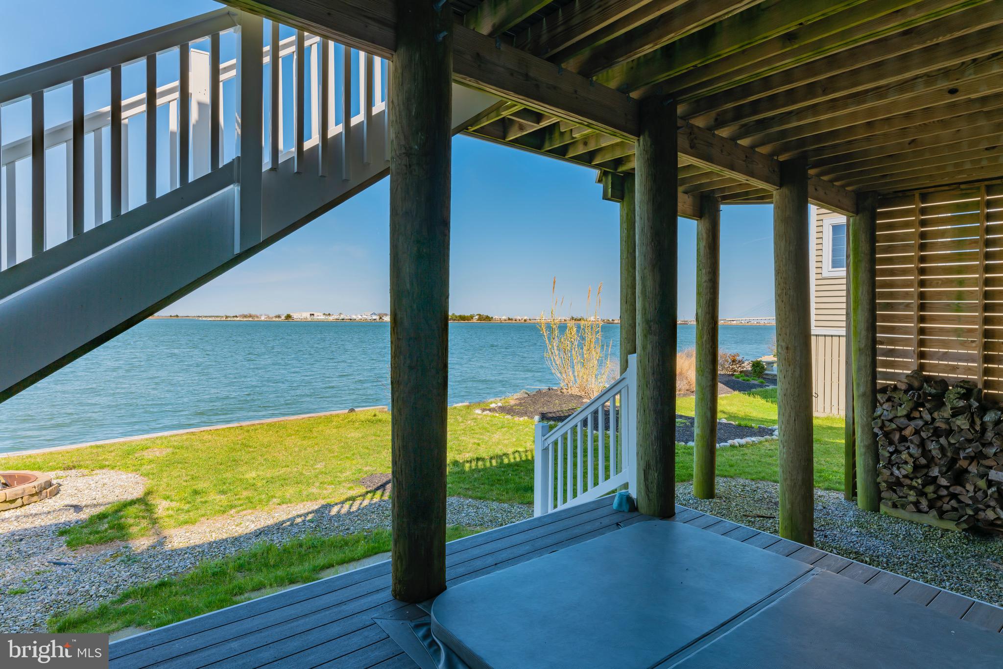 SOUTH SHORE MARINA - Residential
