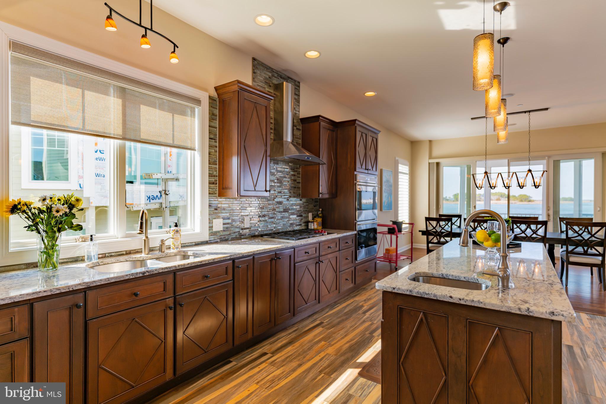 SOUTH SHORE MARINA - Residential