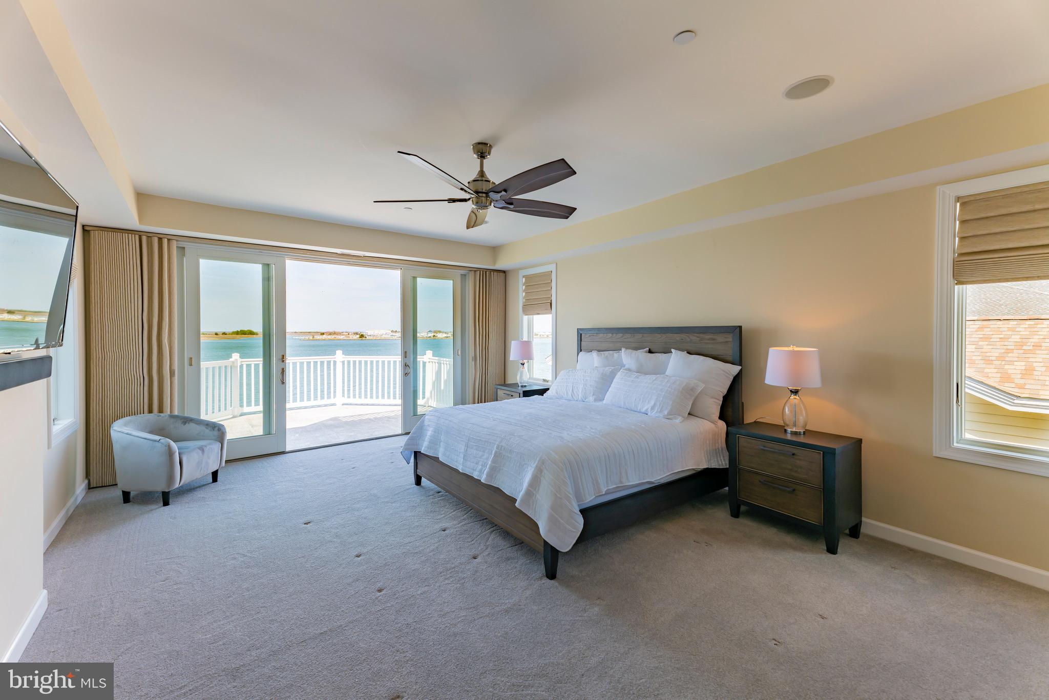 SOUTH SHORE MARINA - Residential