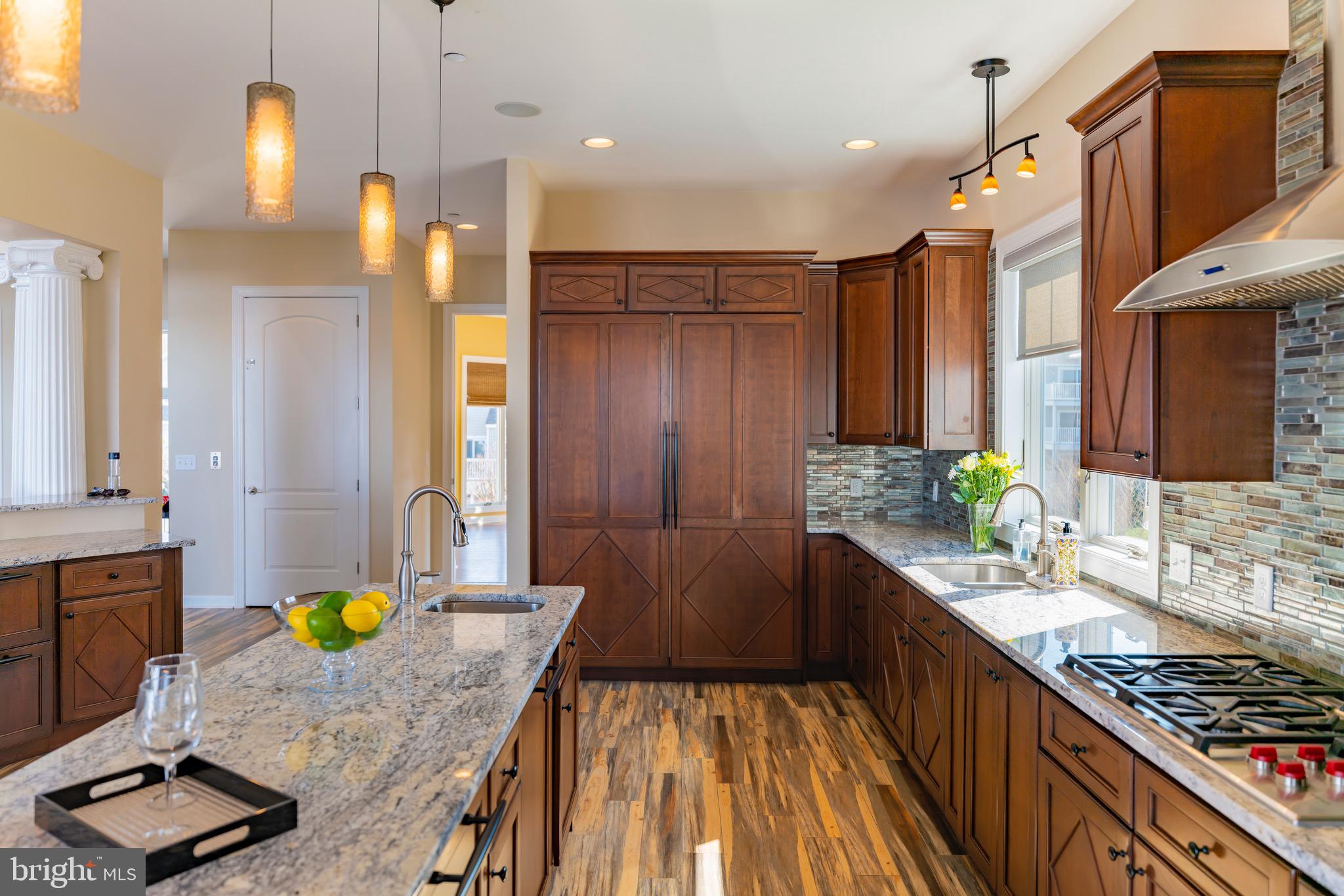 SOUTH SHORE MARINA - Residential