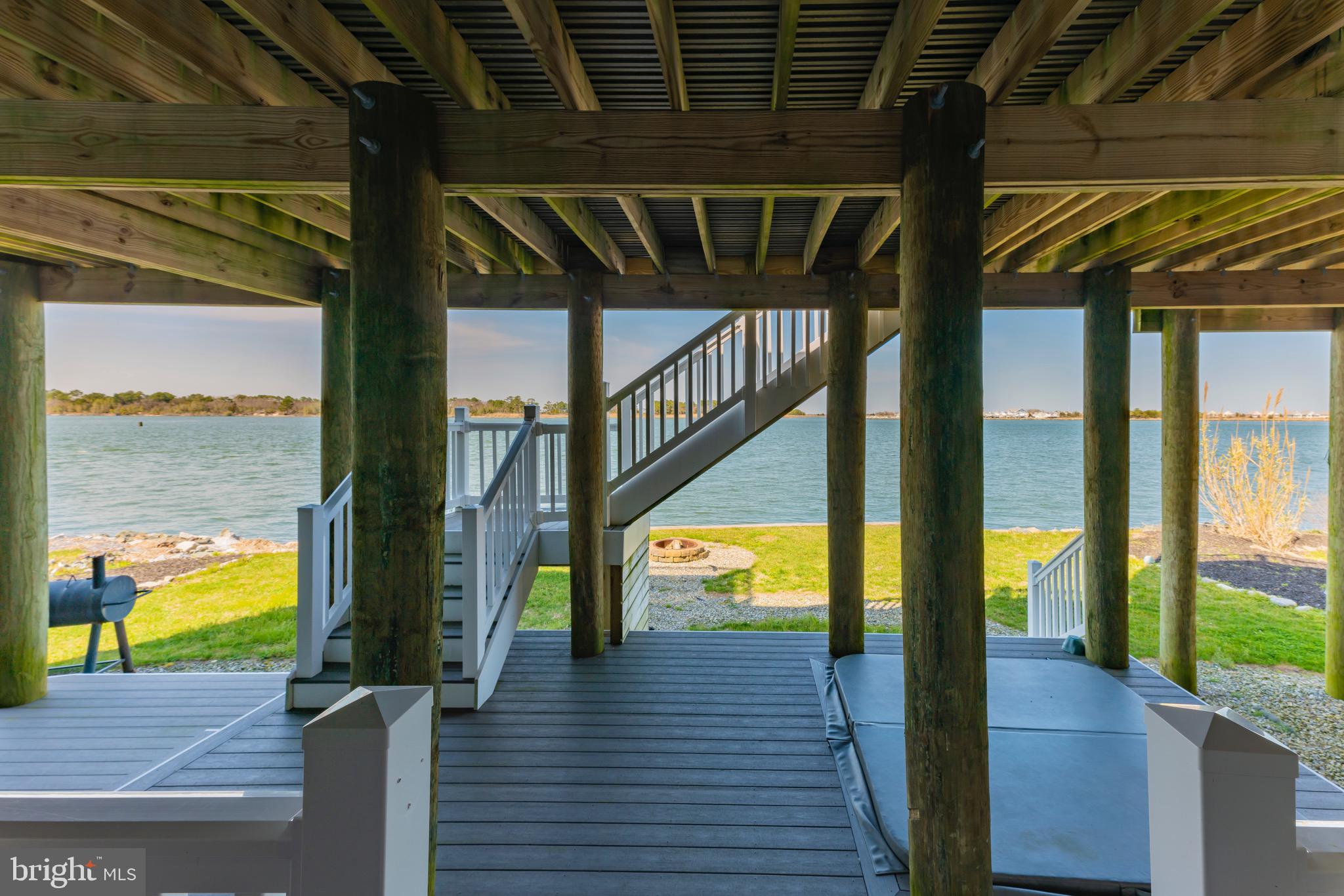 SOUTH SHORE MARINA - Residential