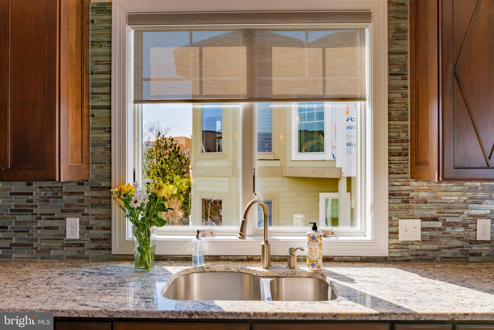 SOUTH SHORE MARINA - Residential