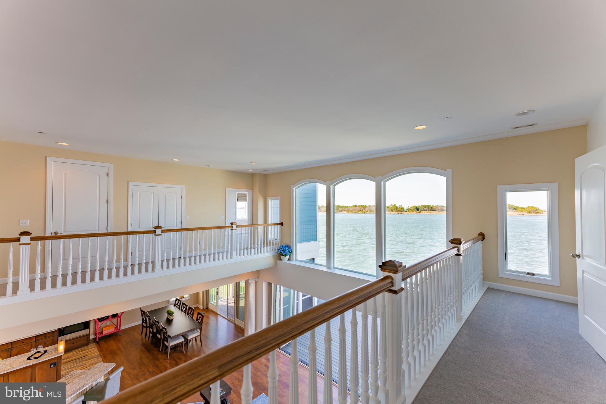 SOUTH SHORE MARINA - Residential