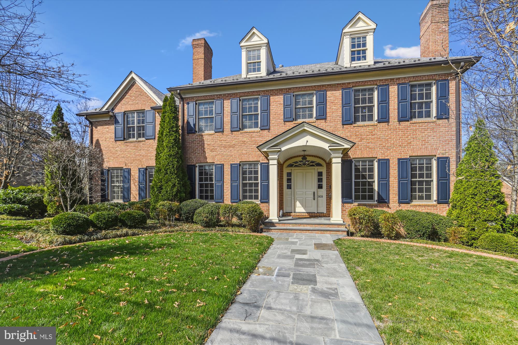 COUNTRY CLUB HILLS - Residential