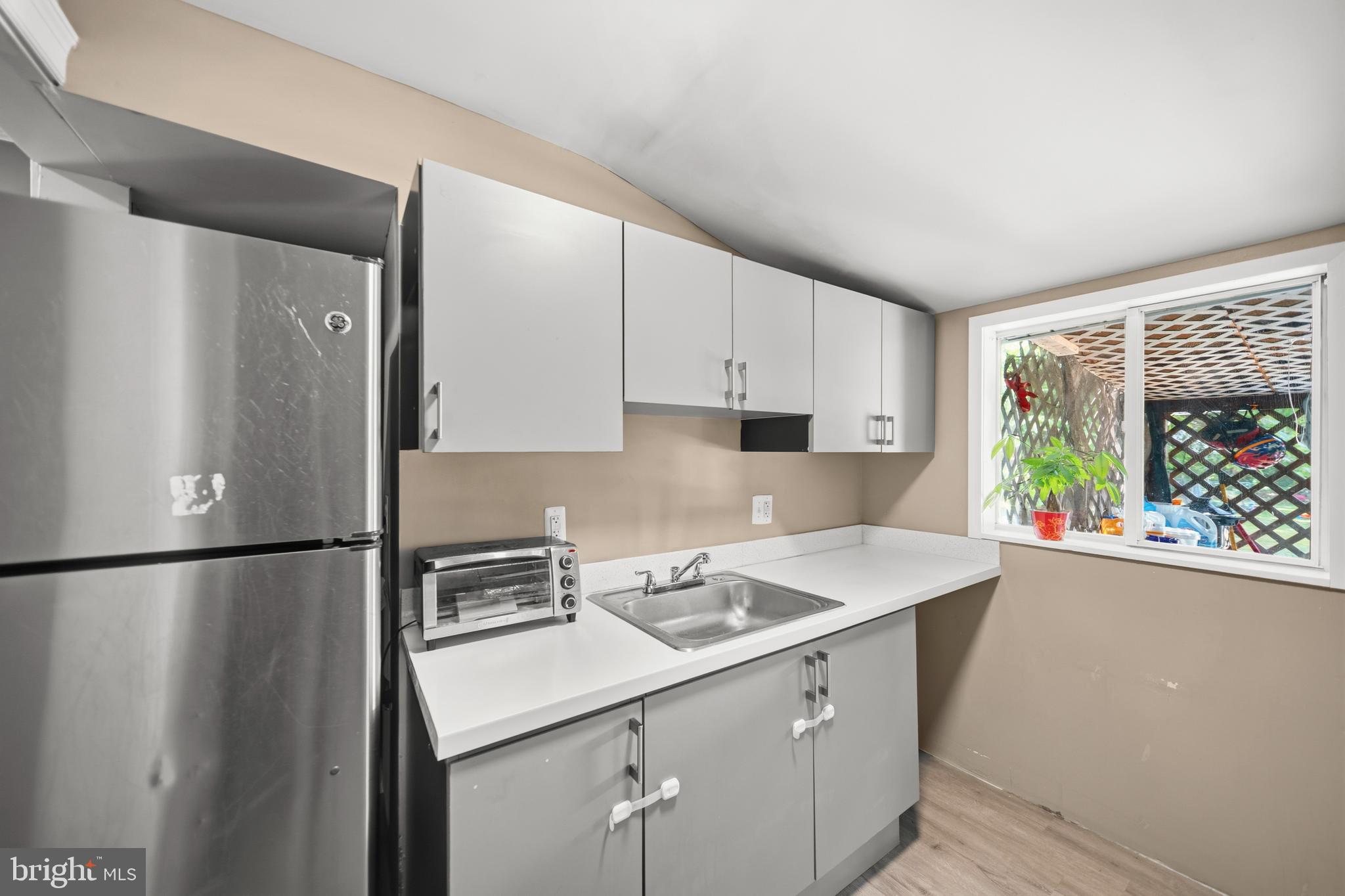 EDMONSTON - Residential