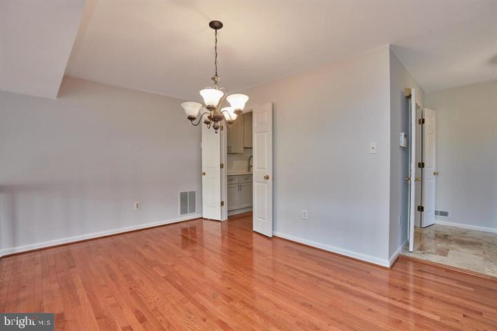 STONEYBROOK - Residential