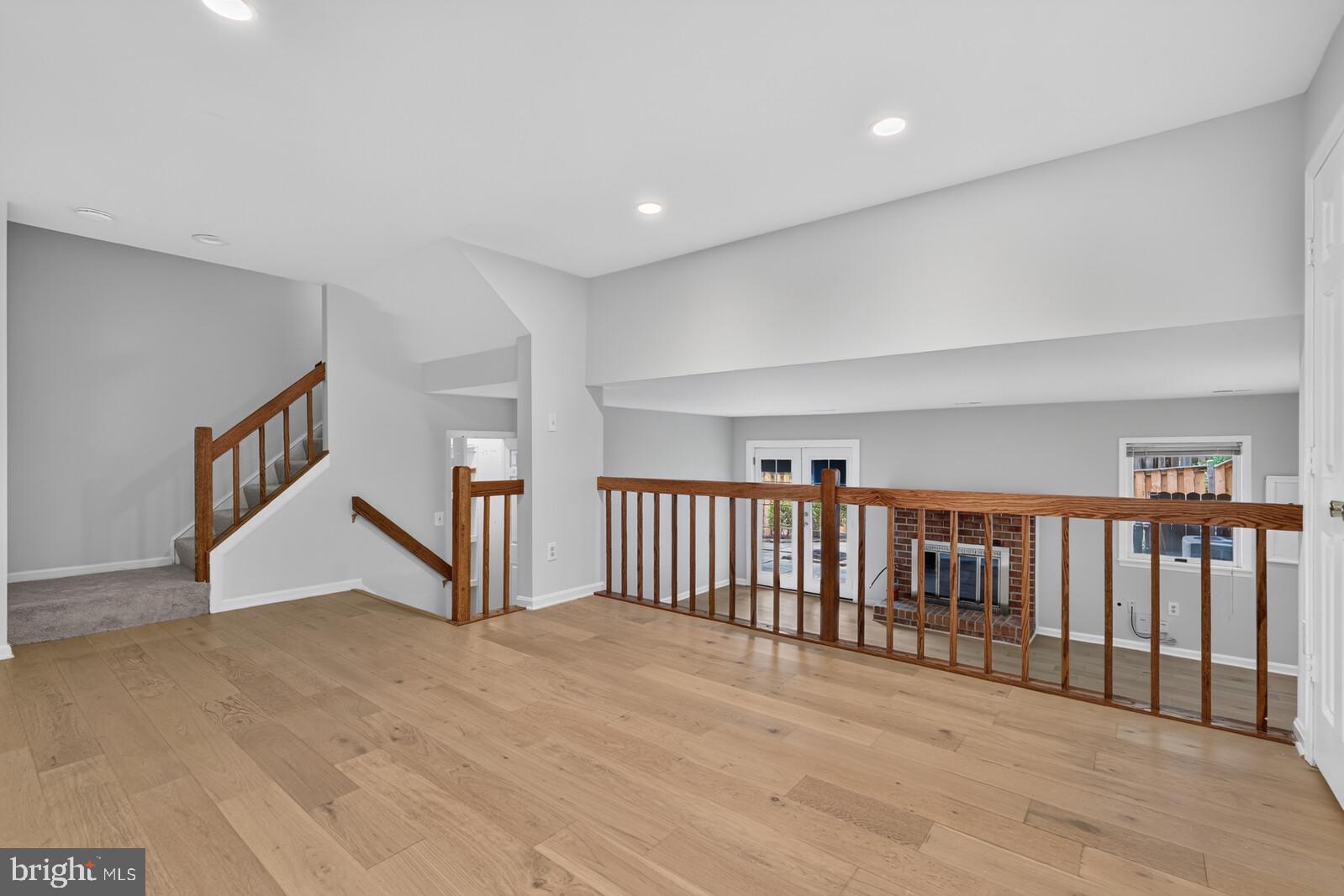 STONEYBROOK - Residential